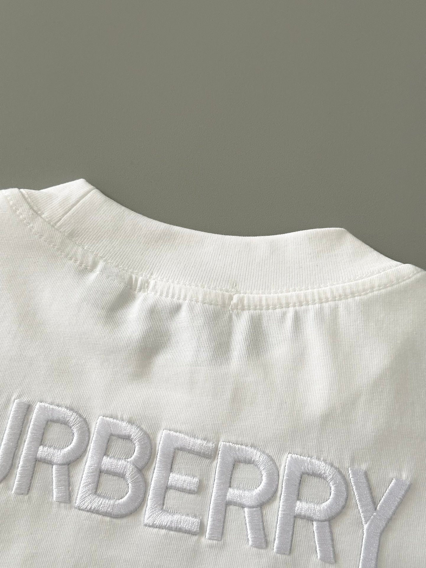 BURBERRY 25SS Equestrian Knight Letter Embroidery Oversized T-Shirt S-XL