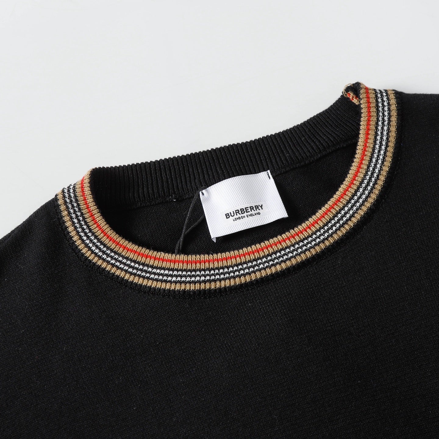 BURBERRY Logo Patchwork Knitted Crewneck T-Shirt Unisex XS–L
