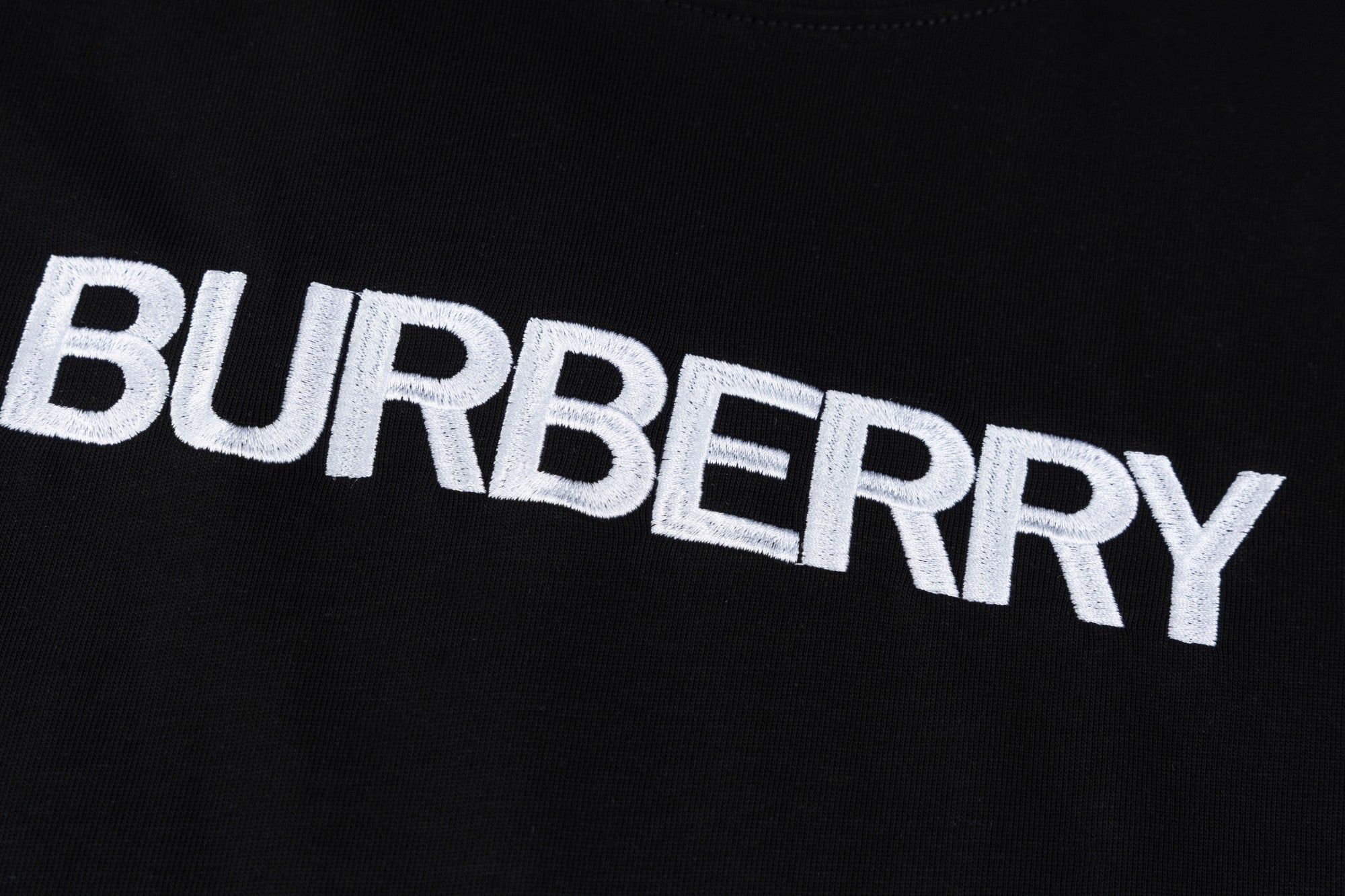 BURBERRY 25SS Classic Logo Embroidery T-Shirt – M–3XL