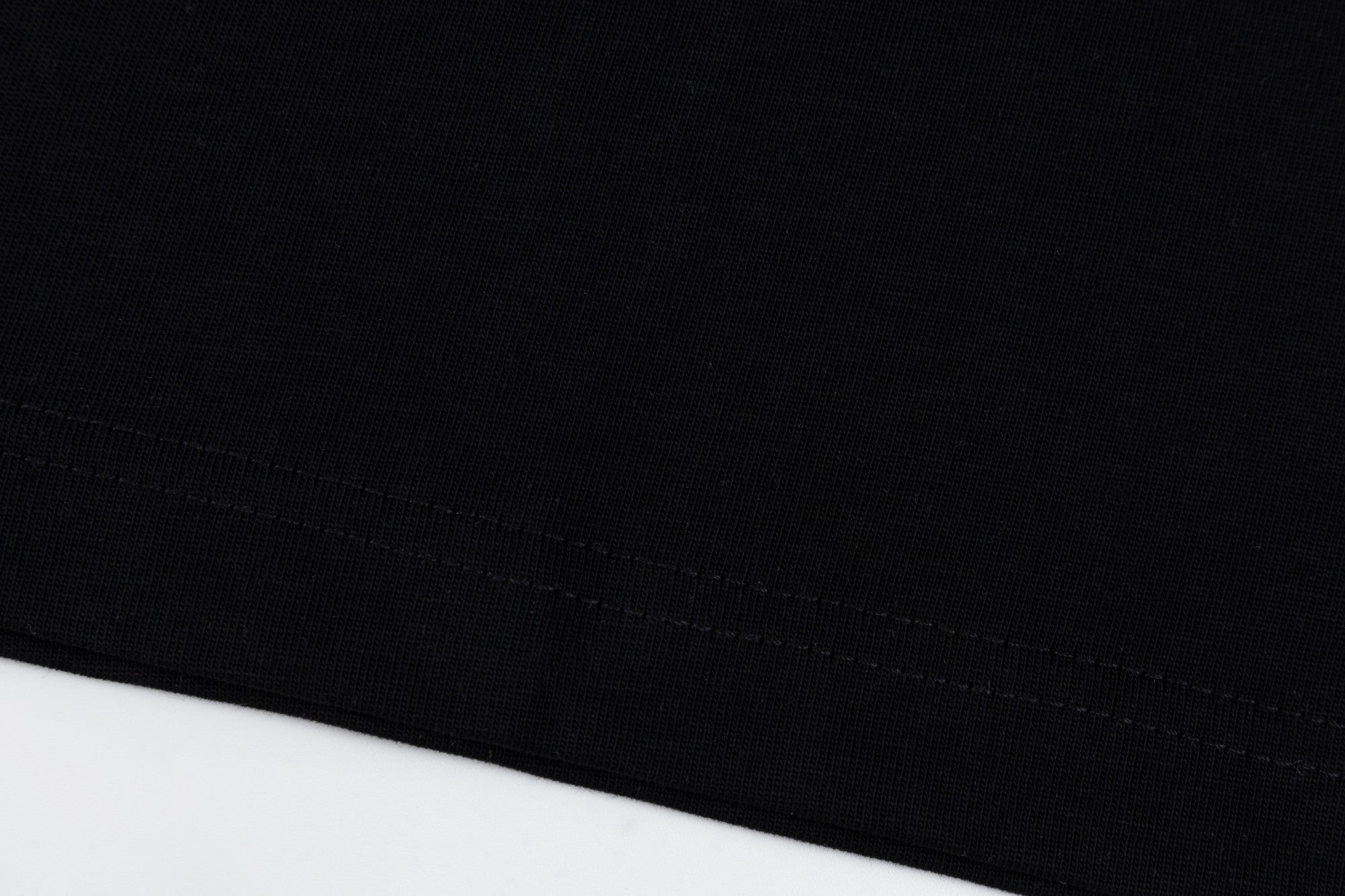 BURBERRY 25SS Embroidered Logo Cotton T-Shirt – Menswear Essential