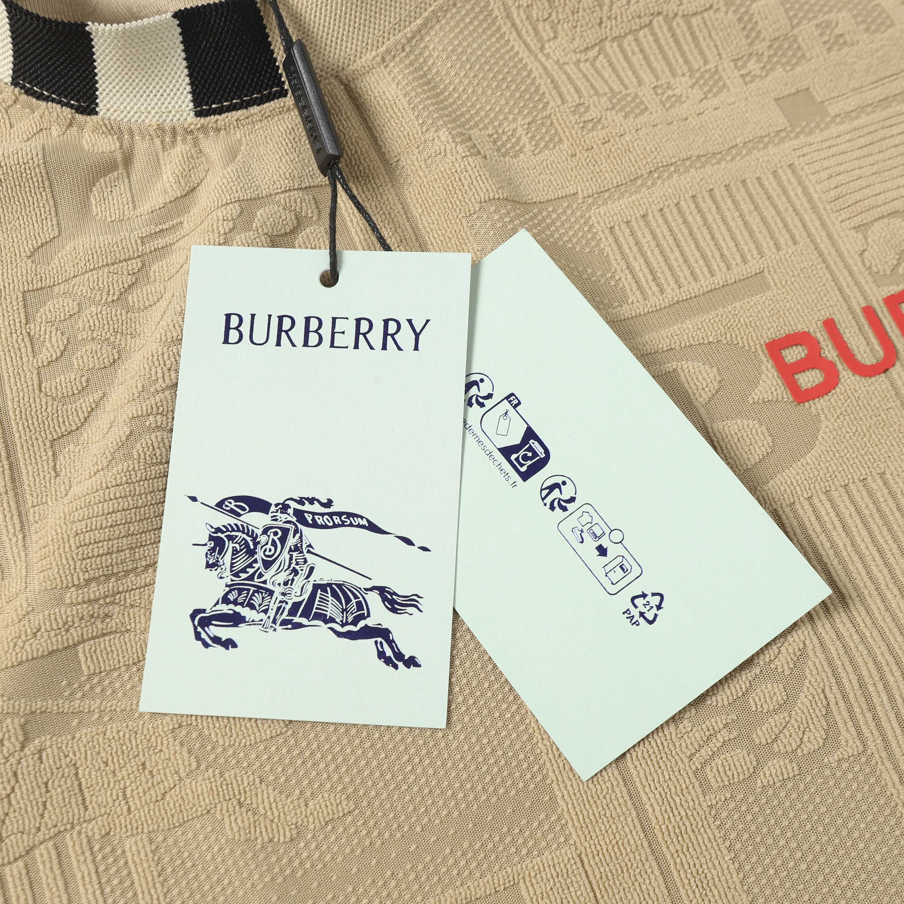 BURBERRY Unisex Jacquard Logo Print T-Shirt – Black, White, Khaki | Sizes M–XXL