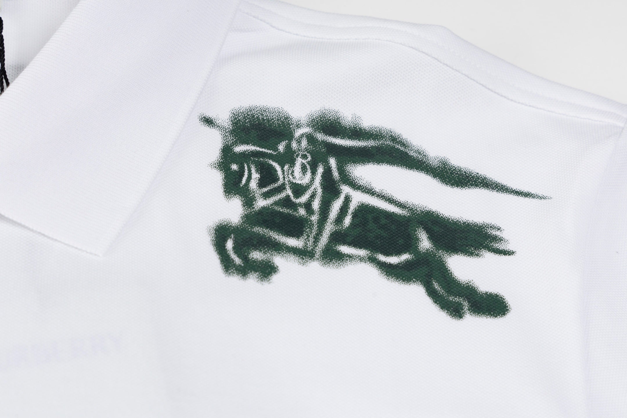 BURBERRY Men’s Classic Solid Equestrian Knight Embroidery Polo Shirt – White | Sizes M–3XL