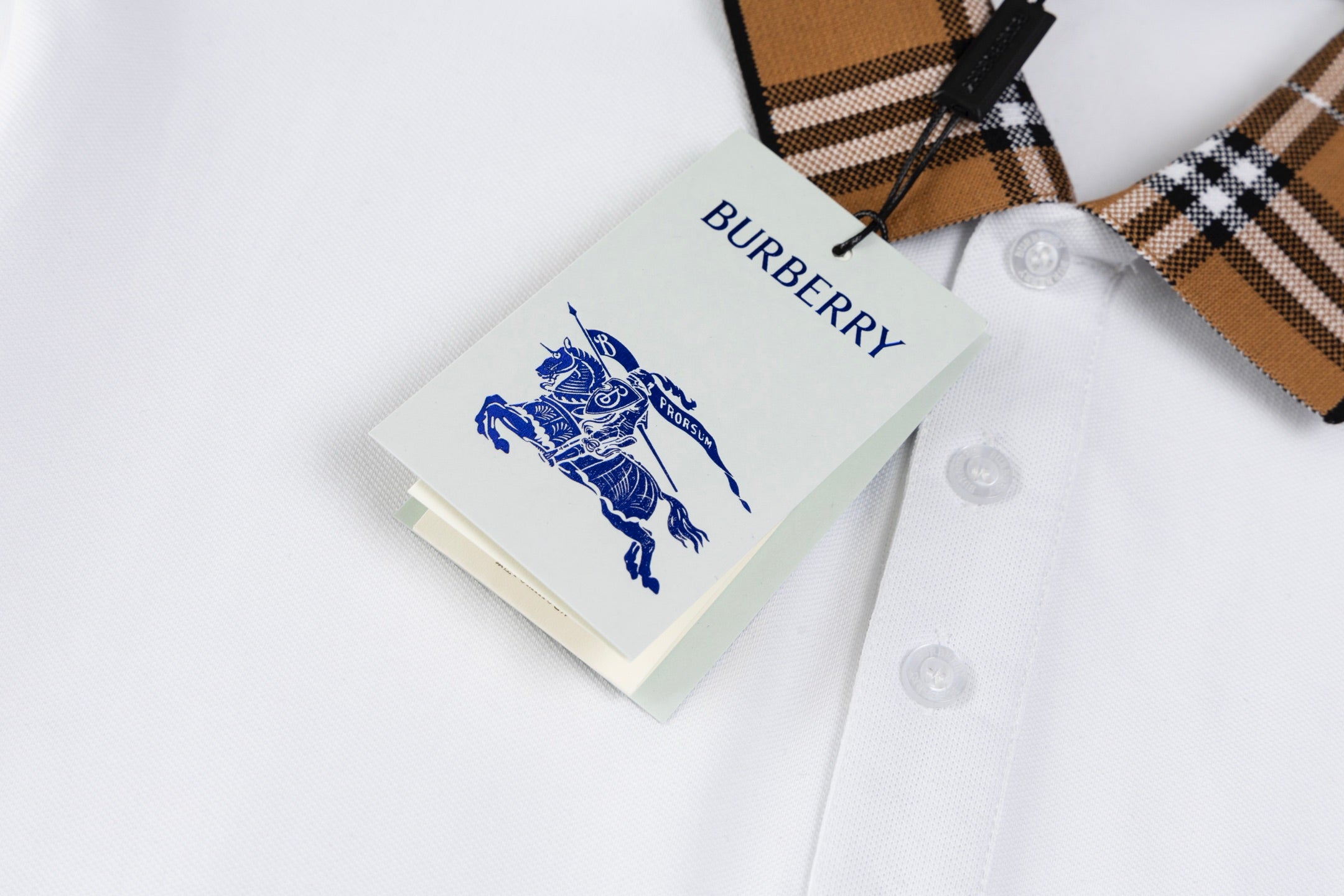 BURBERRY Men’s Contrast Stripe Collar Polo Shirt with Logo Embroidery – Apricot | Sizes M–3XL