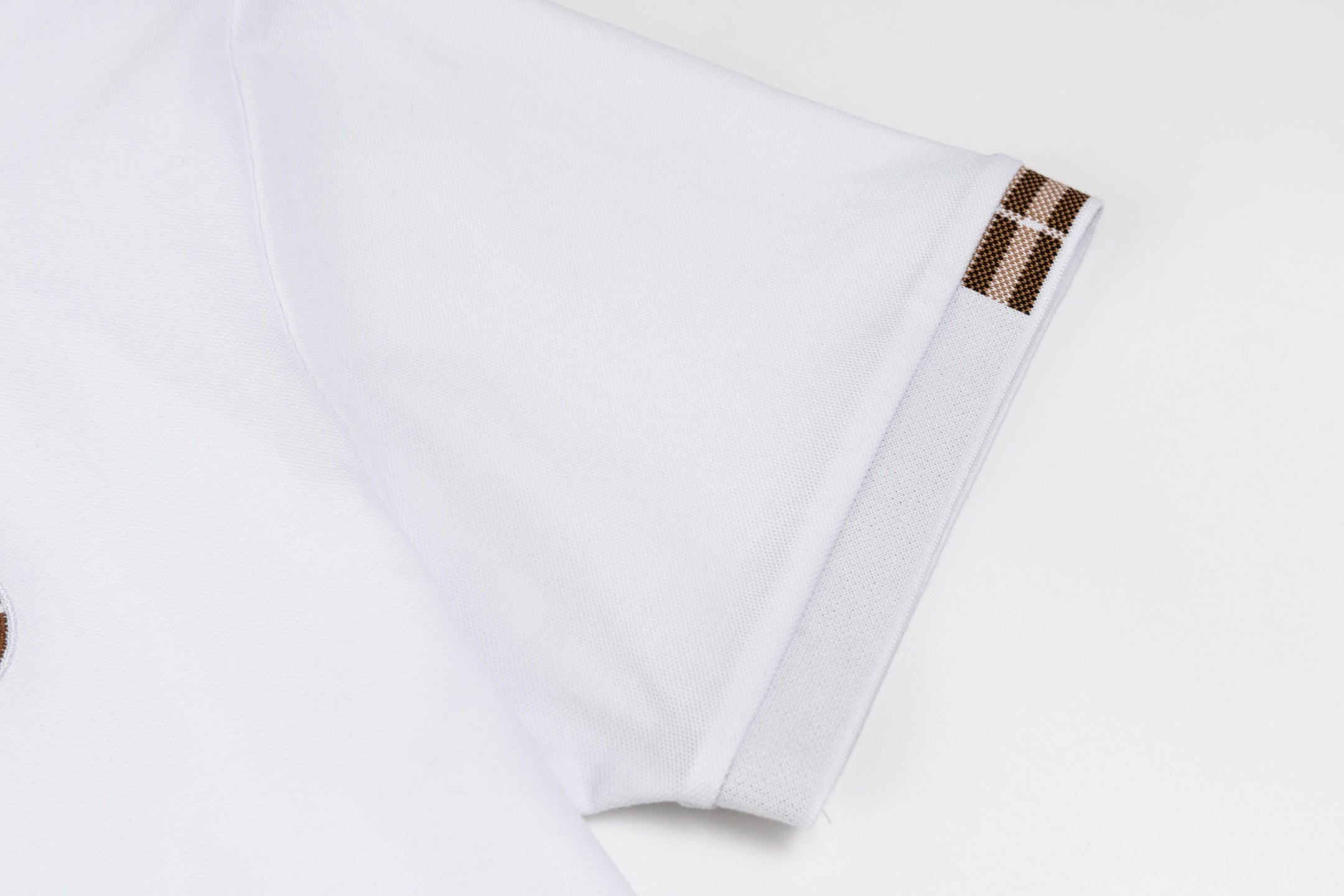 BURBERRY Men’s Contrast Stripe Collar Polo Shirt with Logo Embroidery – Apricot | Sizes M–3XL