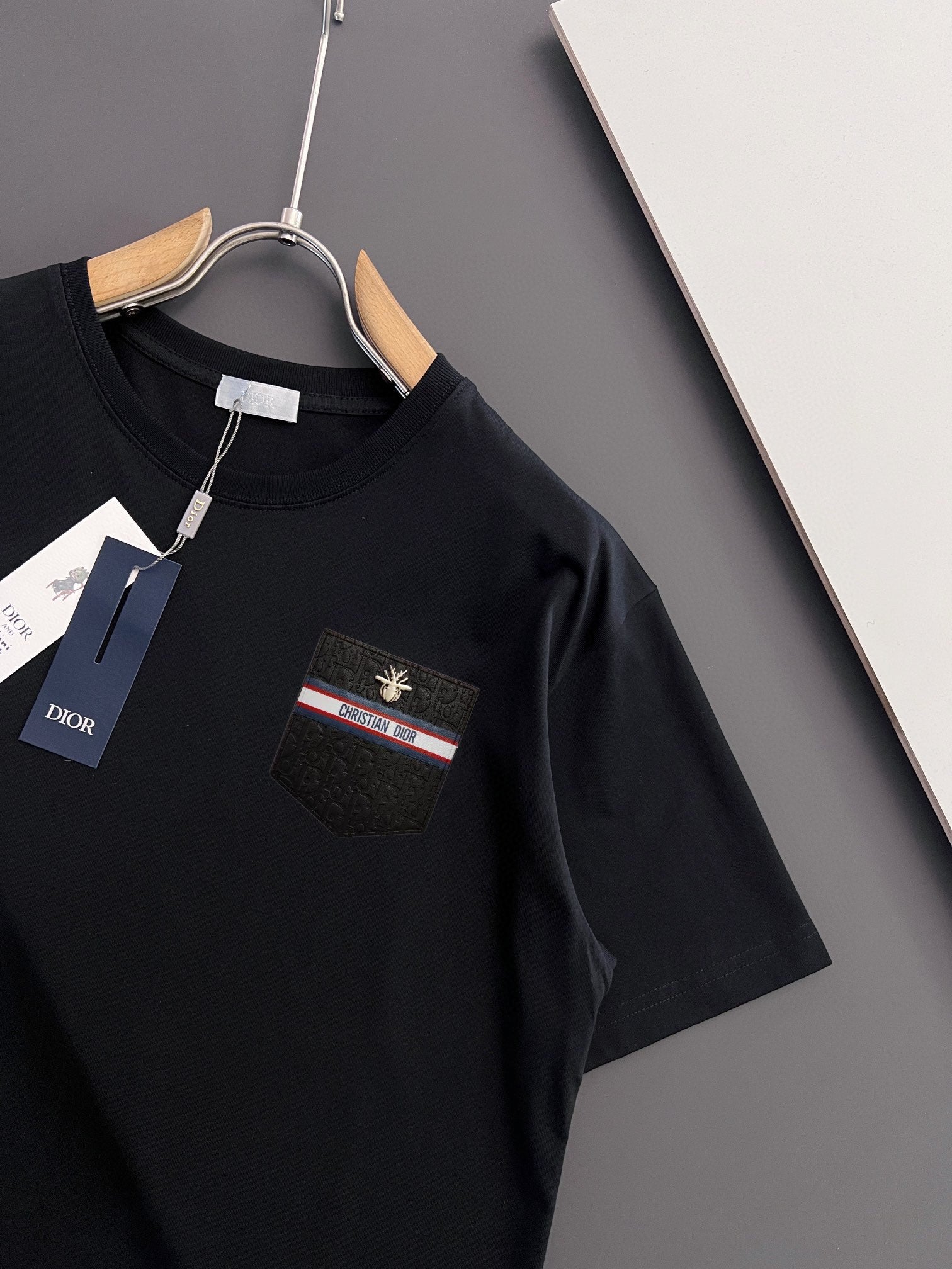 DIOR 2025 Early Spring Gold Thread Logo T-Shirt | Sizes S–XXL