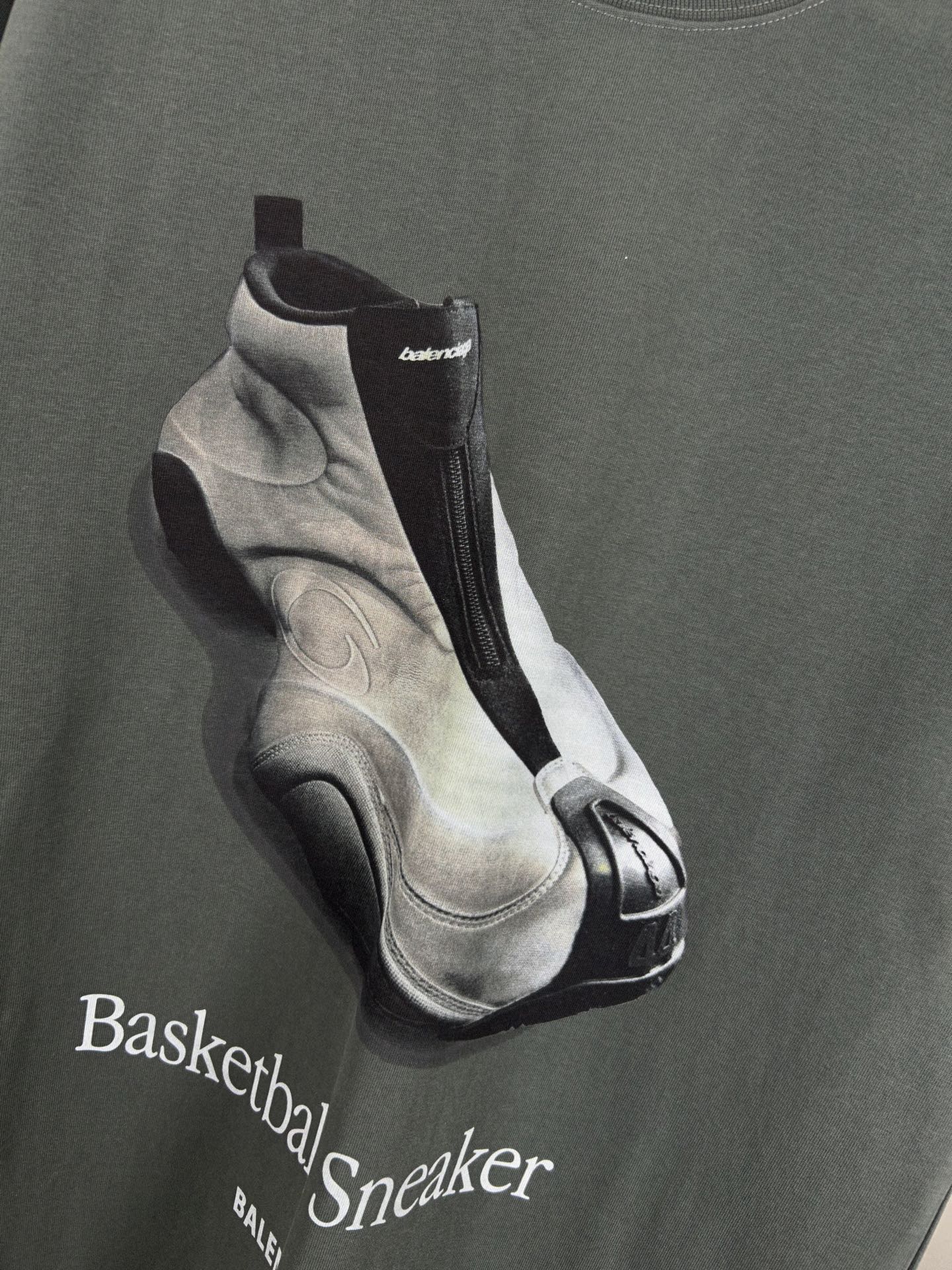 BALENCIAGA 25SS Exclusive Heavyweight Logo Embroidery T-Shirt – Unisex | Sizes S–XXL