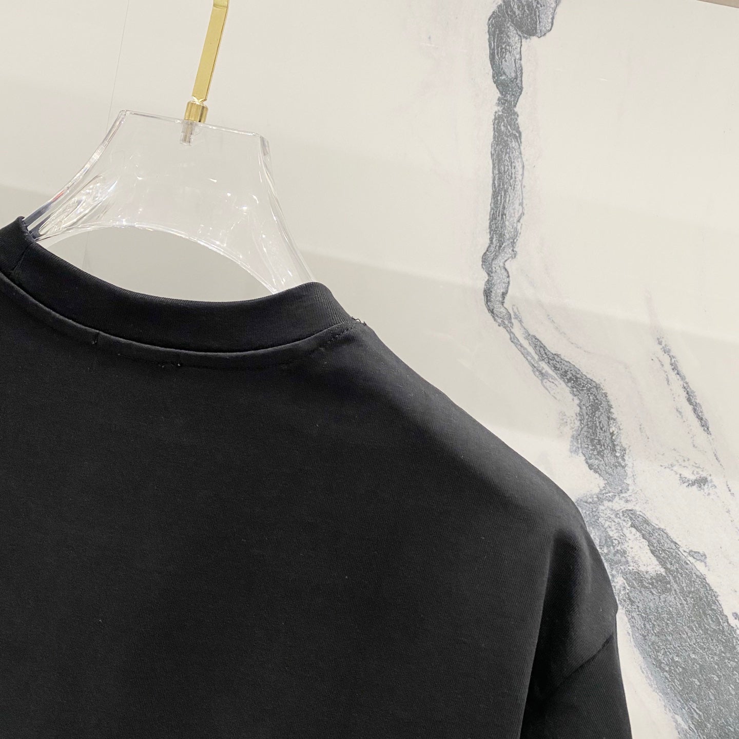 DIOR Embossed Logo Embroidery T-Shirt – Black/White | Sizes S–XL