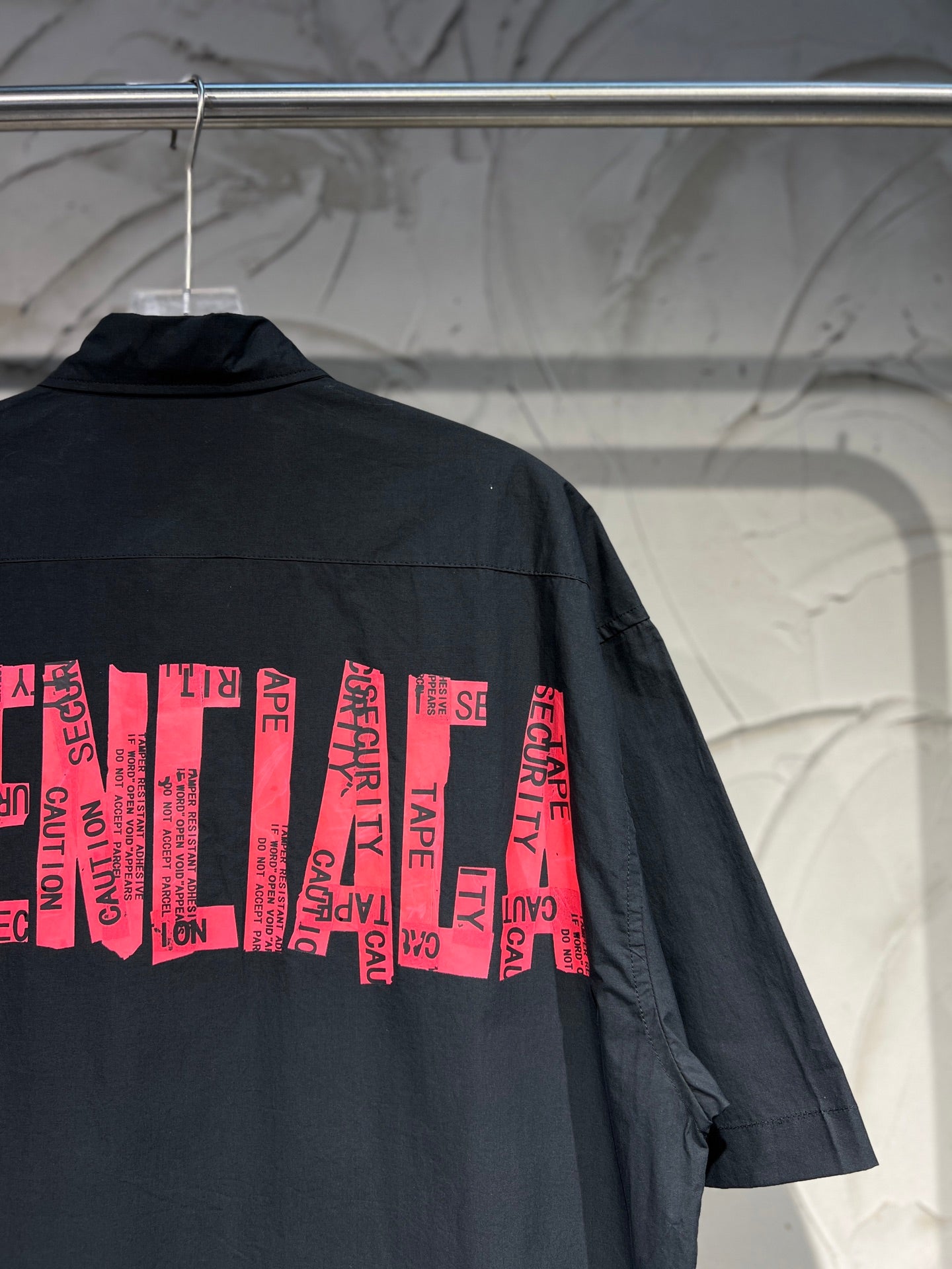 BALENCIAGA Red Signature Tape Short-Sleeve Shirt – Unisex | Sizes 1–3