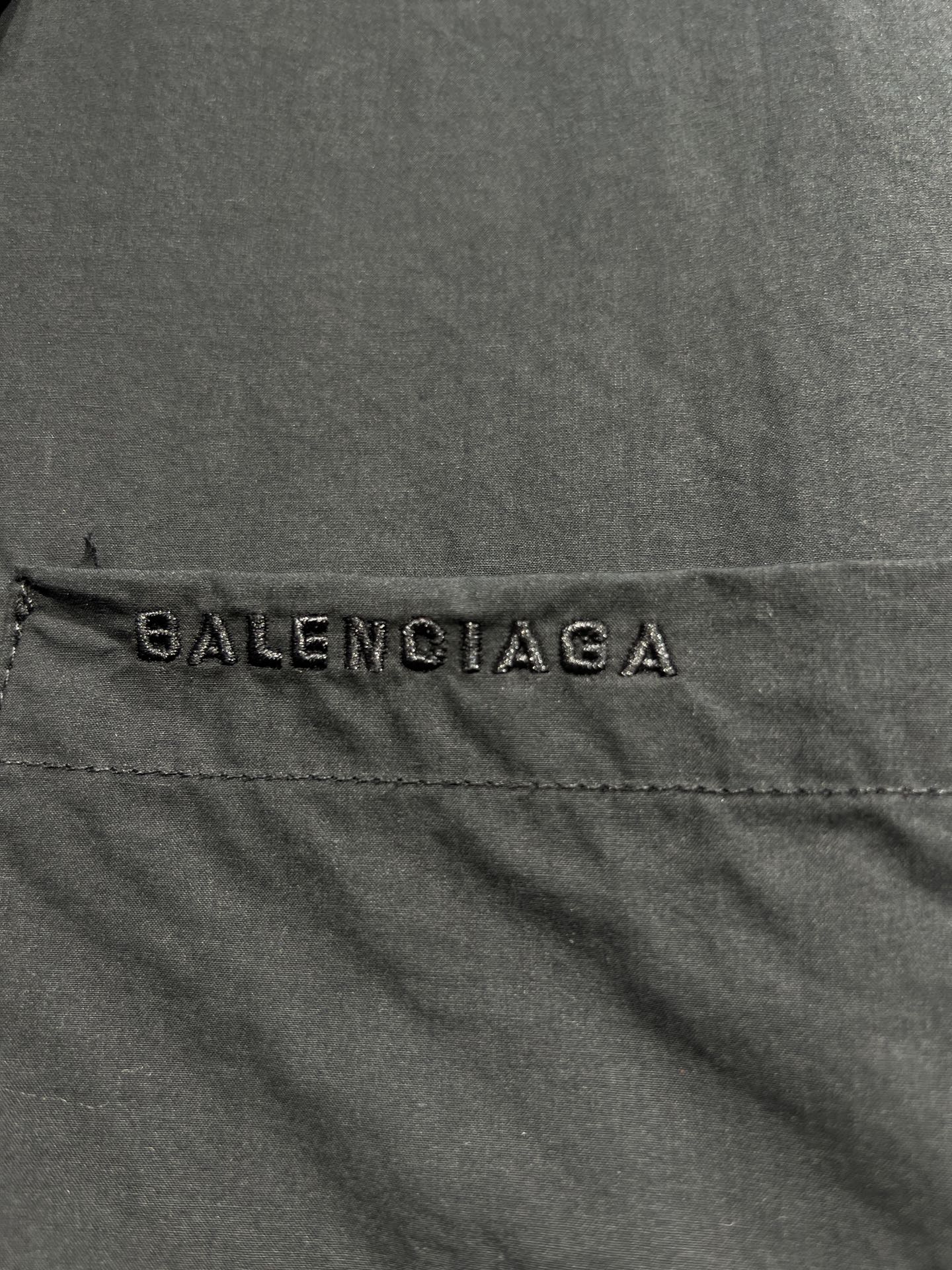 BALENCIAGA Red Signature Tape Short-Sleeve Shirt – Unisex | Sizes 1–3