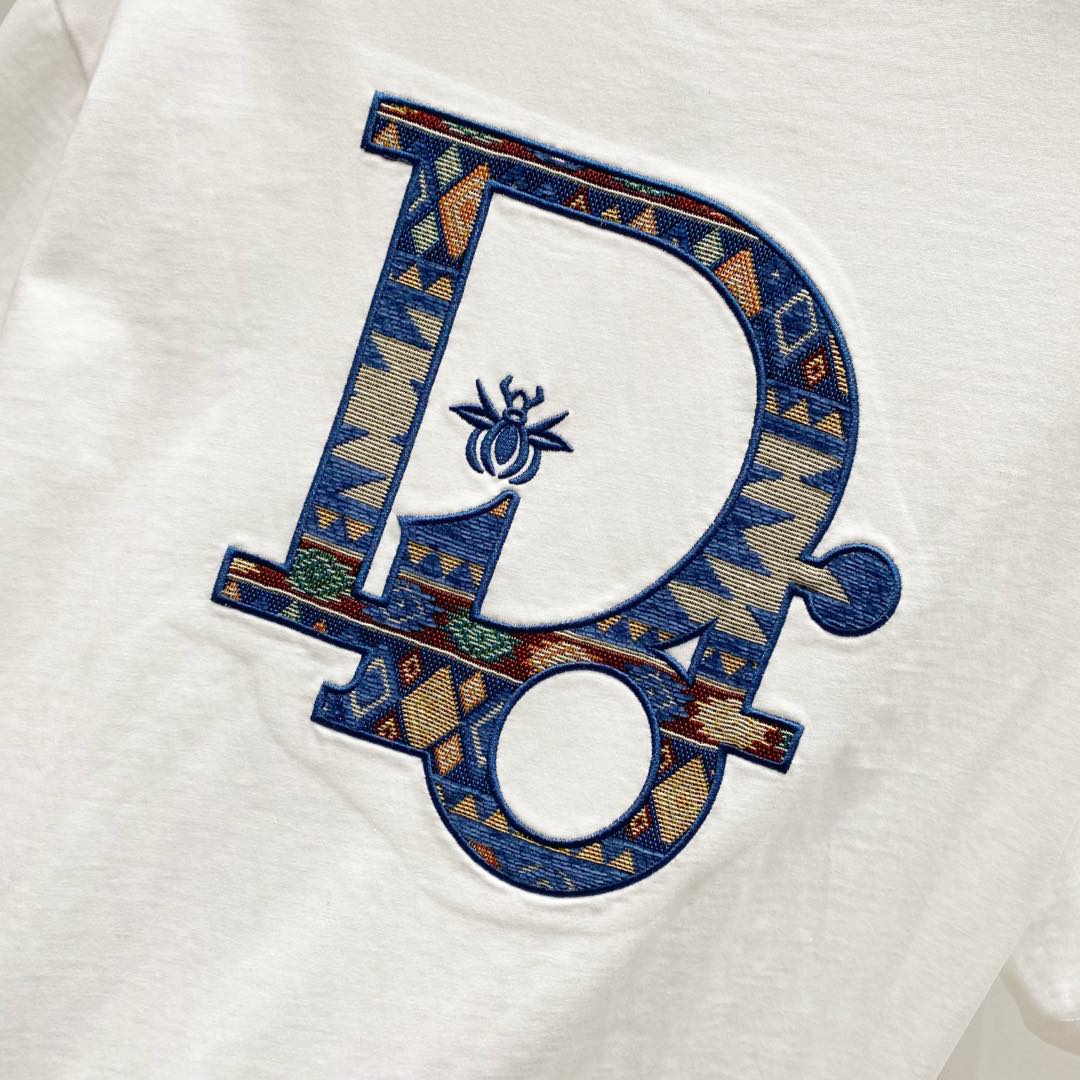 DIOR Embossed Logo Embroidery T-Shirt – Black/White | Sizes S–XL