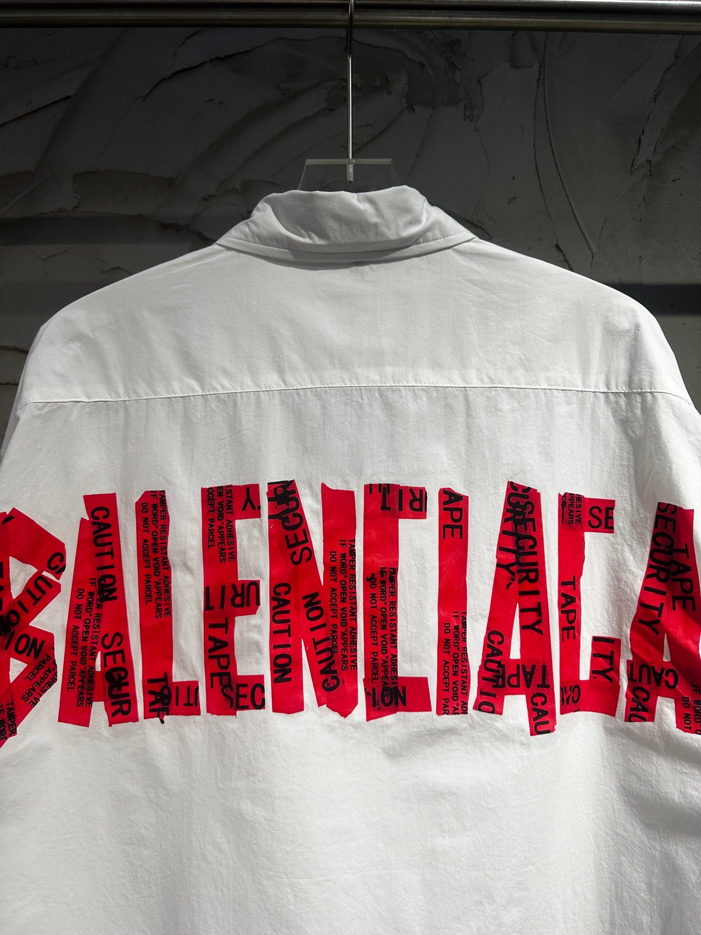 BALENCIAGA Red Signature Tape Short-Sleeve Shirt – Unisex | Sizes 1–3