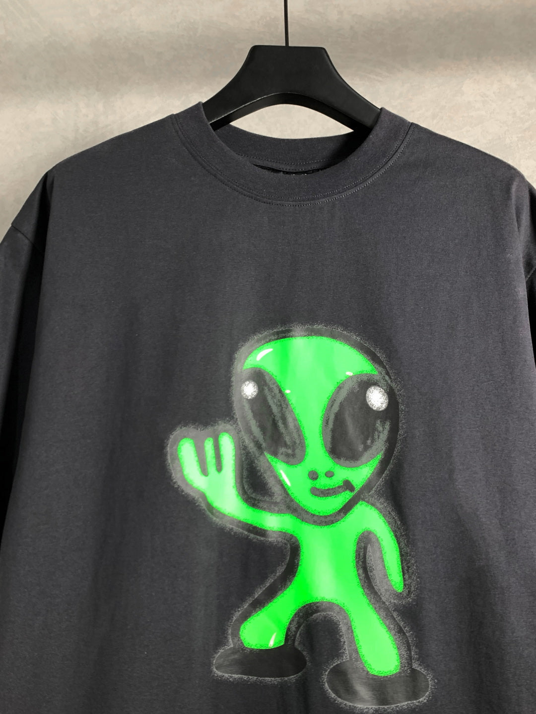 BALENCIAGA Alien Graphic Cotton T-Shirt – Unisex | Sizes XS–L