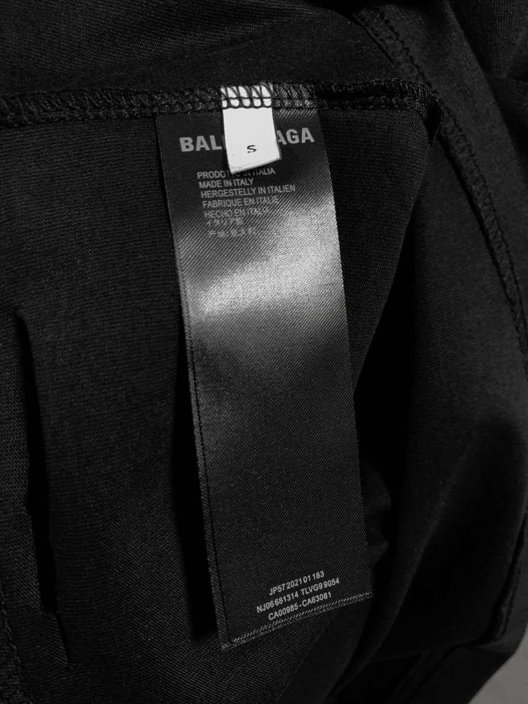 BALENCIAGA Embossed Letter Graphic T-Shirt – Unisex Relaxed Fit | Sizes XS–L