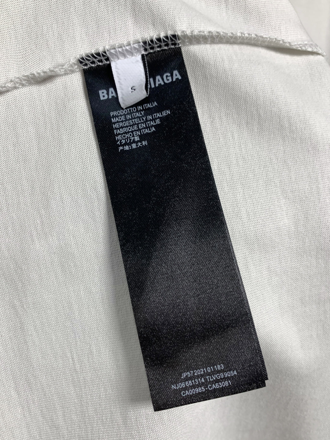 BALENCIAGA Embossed Letter Graphic T-Shirt – Unisex Relaxed Fit | Sizes XS–L