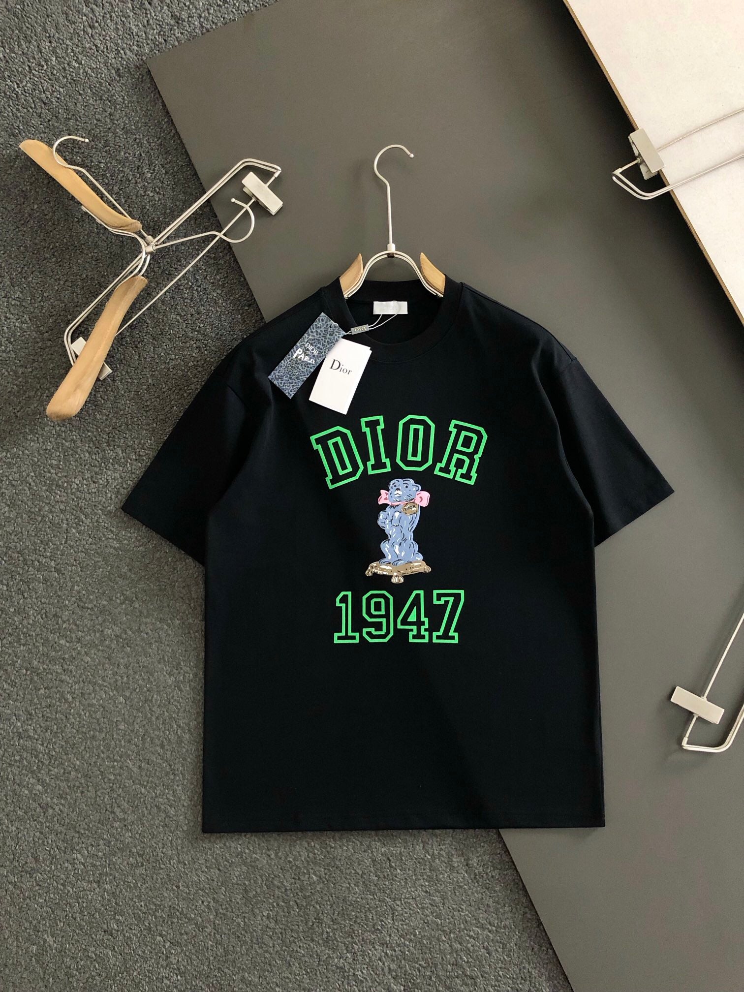 DIOR 2025 New Season Printed T-Shirt – Premium Cotton | Sizes M–3XL