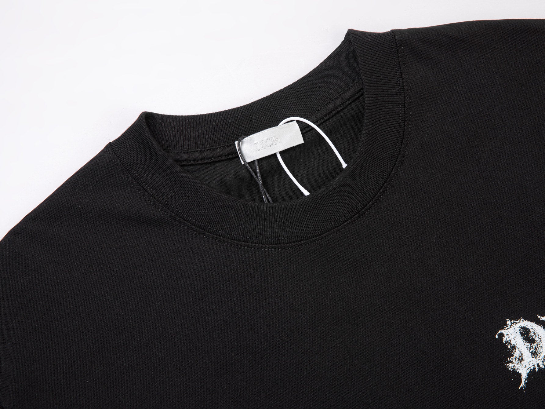 DIOR Classic Leather Patch Embroidered T-Shirt – Unisex Luxury Cotton | Sizes S–XL