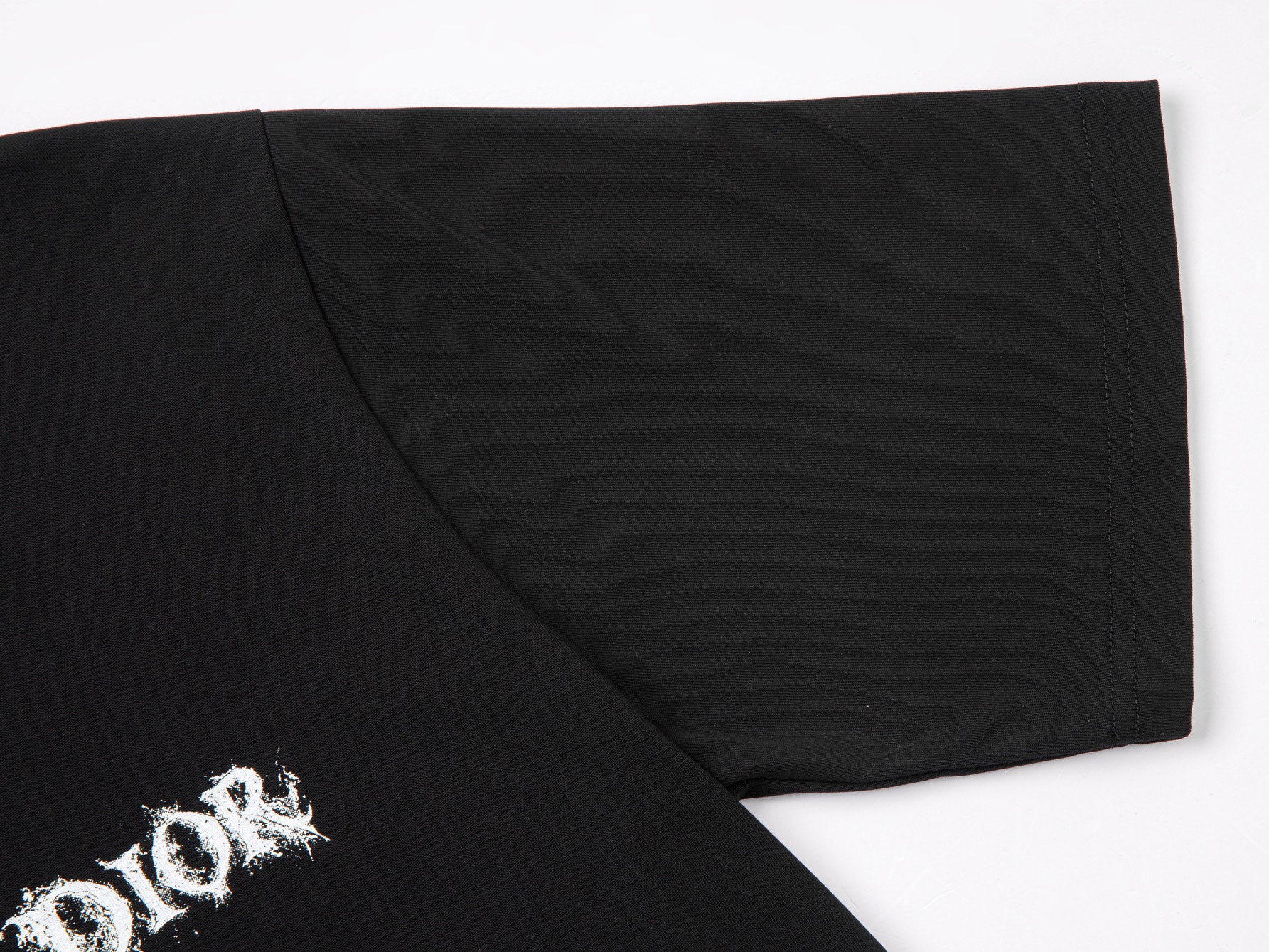 DIOR Classic Leather Patch Embroidered T-Shirt – Unisex Luxury Cotton | Sizes S–XL