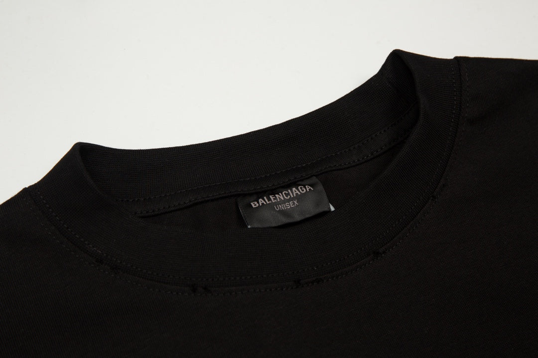 BALENCIAGA Cracked Reverse Logo Distressed T-Shirt – Unisex Oversized Fit | Sizes XS–L