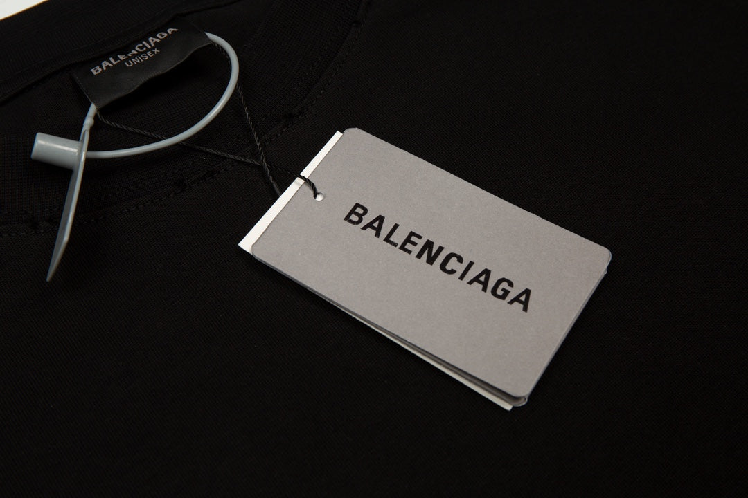 BALENCIAGA Cracked Reverse Logo Distressed T-Shirt – Unisex Oversized Fit | Sizes XS–L