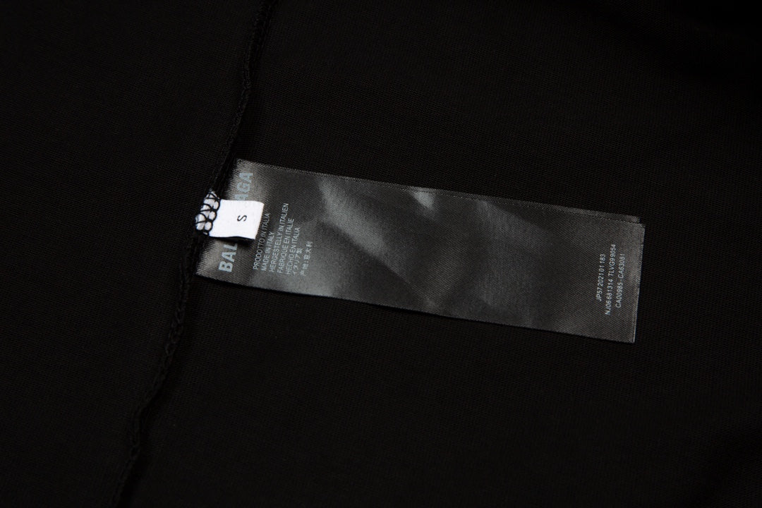 BALENCIAGA Cracked Reverse Logo Distressed T-Shirt – Unisex Oversized Fit | Sizes XS–L
