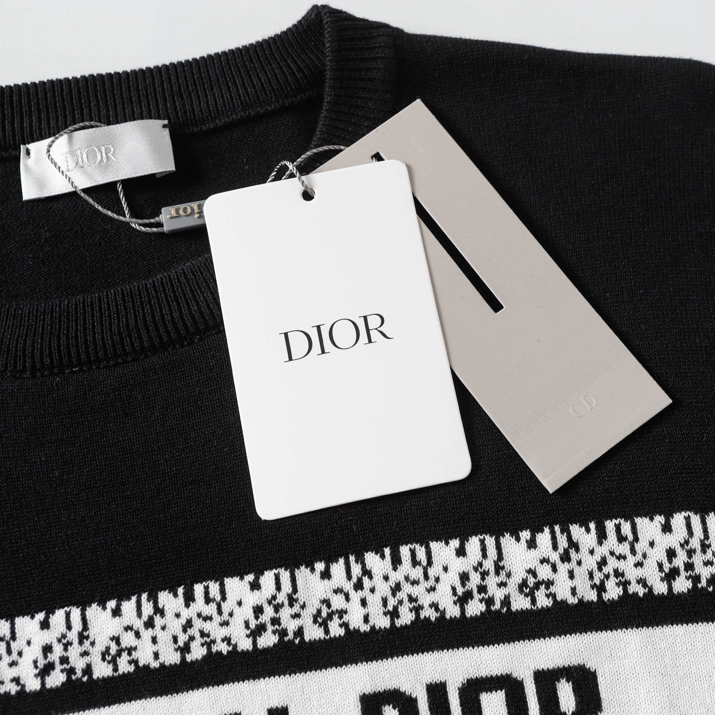 DIOR Logo Jacquard Knit Crewneck T-Shirt – Unisex Essential | Sizes XS–L