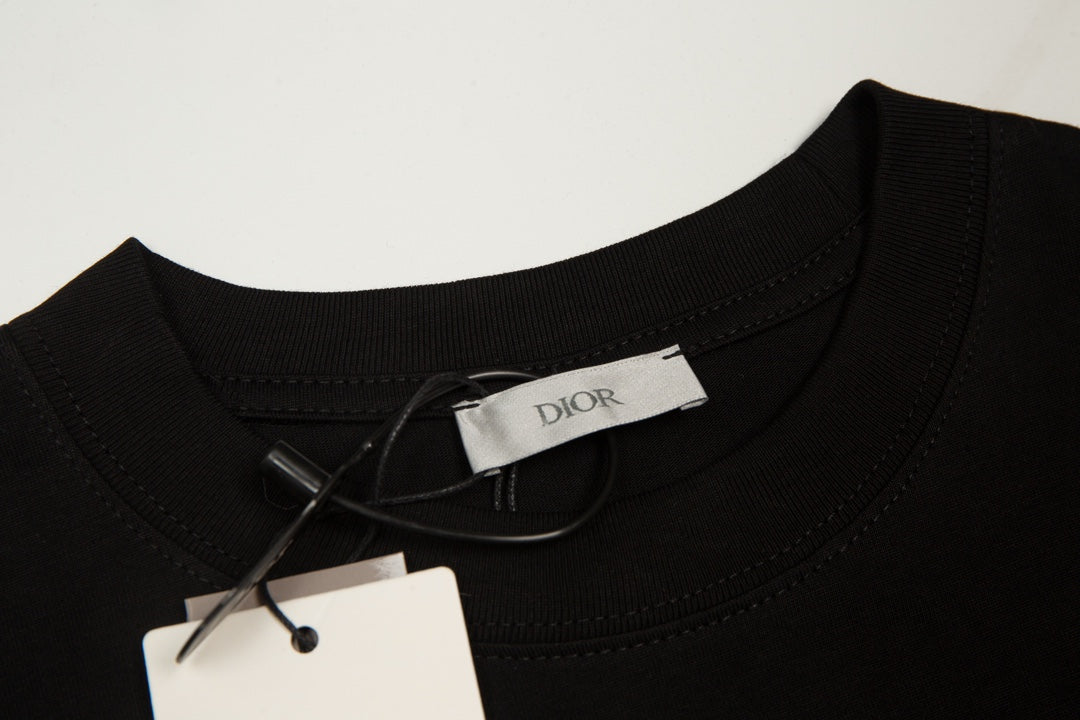DIOR Winter Gradient Letter Print T-Shirt – Unisex | Sizes XS–L