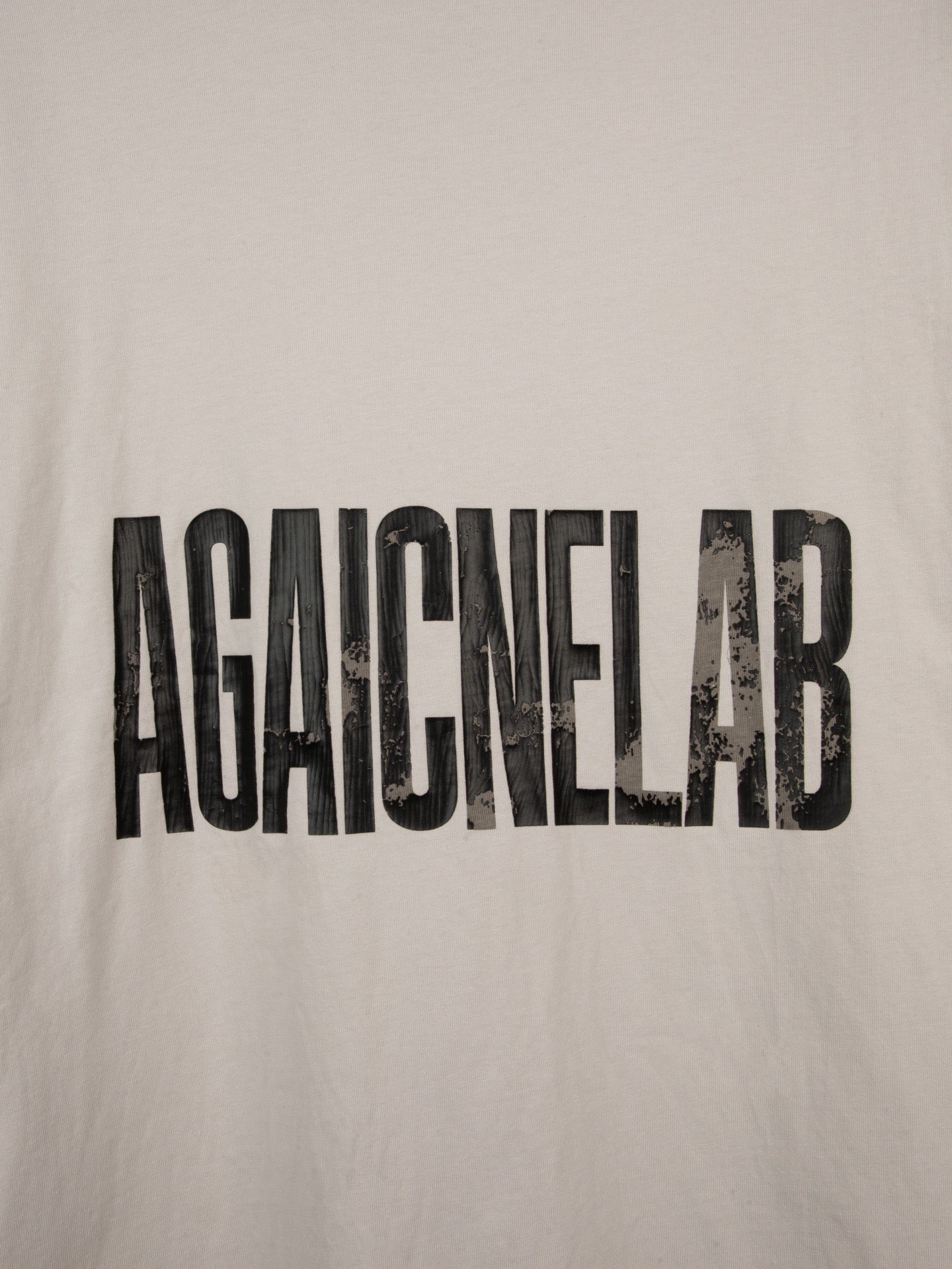 BALENCIAGA Cracked Reverse Logo Distressed T-Shirt – Unisex Oversized Fit | Sizes XS–L
