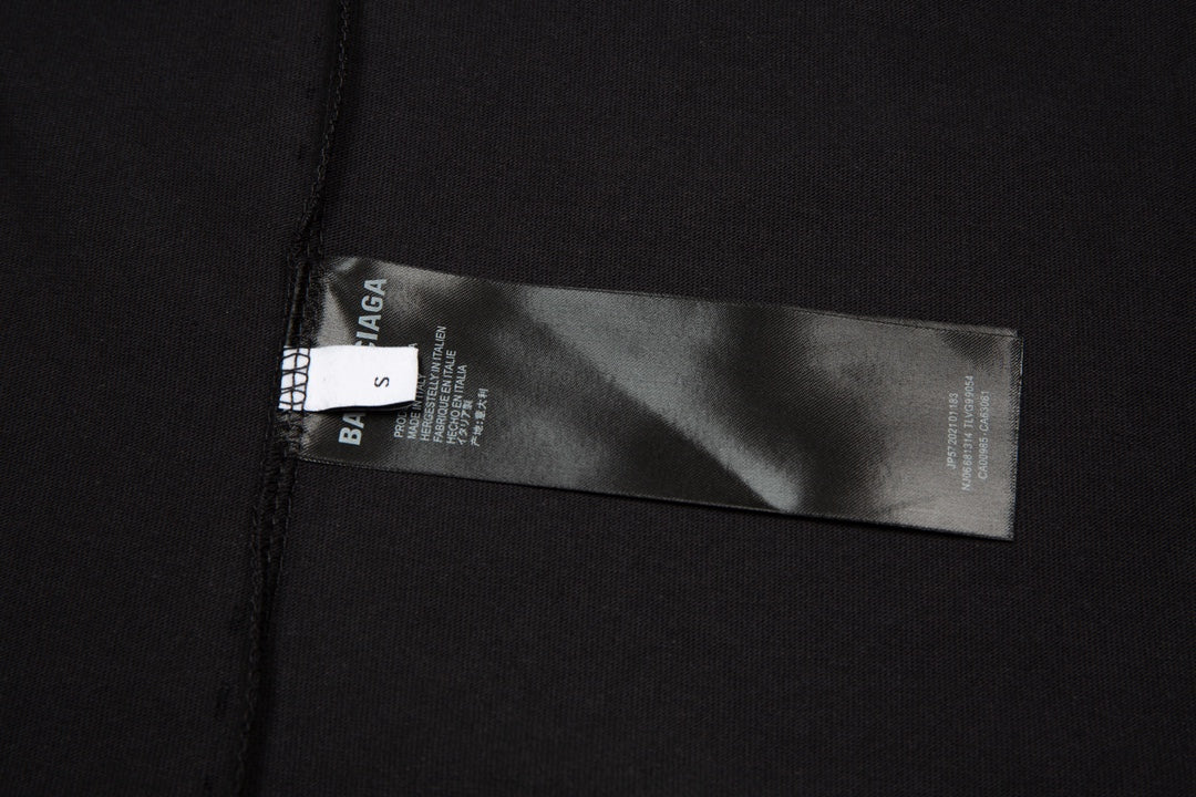 BALENCIAGA Cracked Reverse Logo Distressed T-Shirt – Unisex Oversized Fit | Sizes XS–L