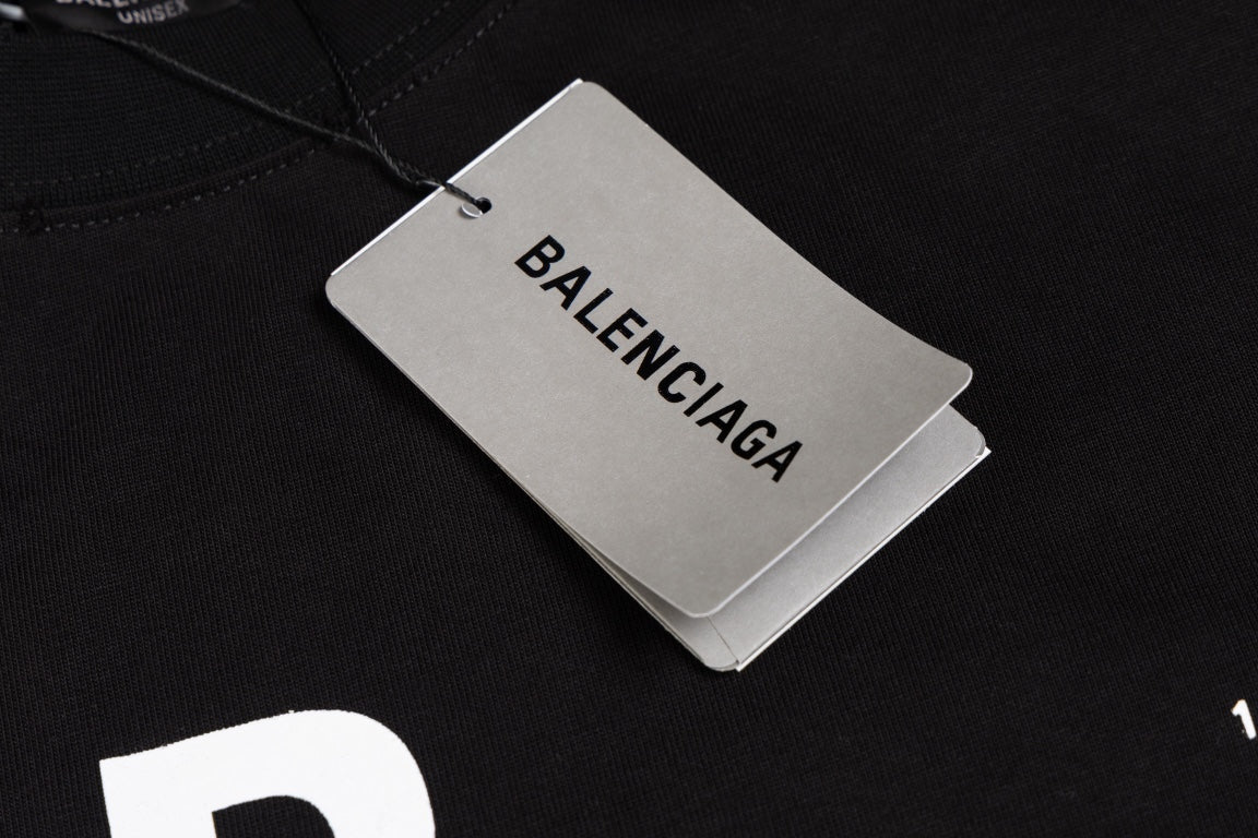BALENCIAGA Eye Chart Logo Distressed Oversized T-Shirt Unisex XS–L