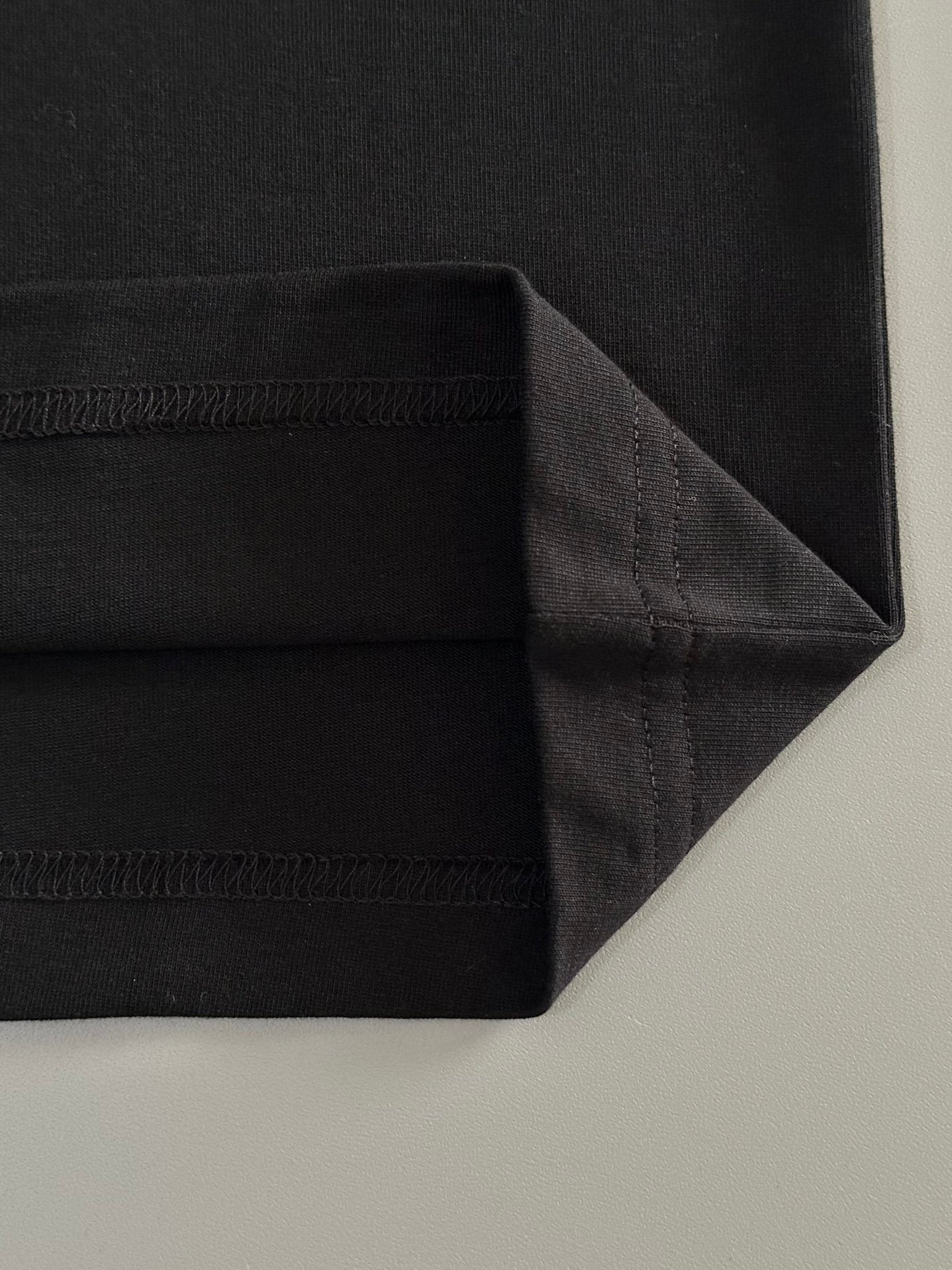 DIOR 25SS Premium Replica T-Shirt | Appliqué & Embossed Logo Design | Heavyweight Cotton | Black & White | Sizes S–XL