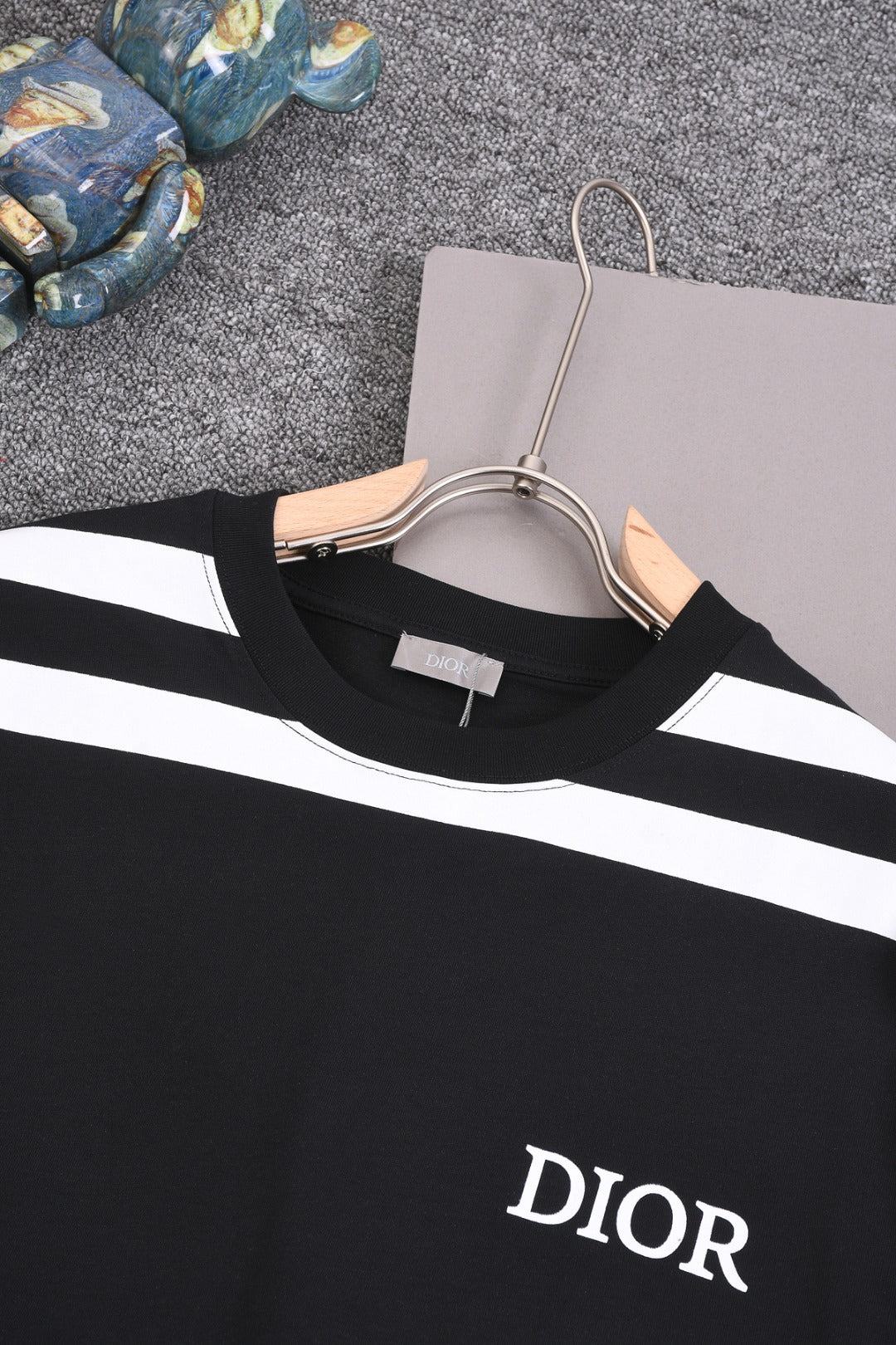 DIOR 25SS Shoulder Stripe & “47” Logo T-Shirt | Pure Cotton | Black & White | Sizes XS–L