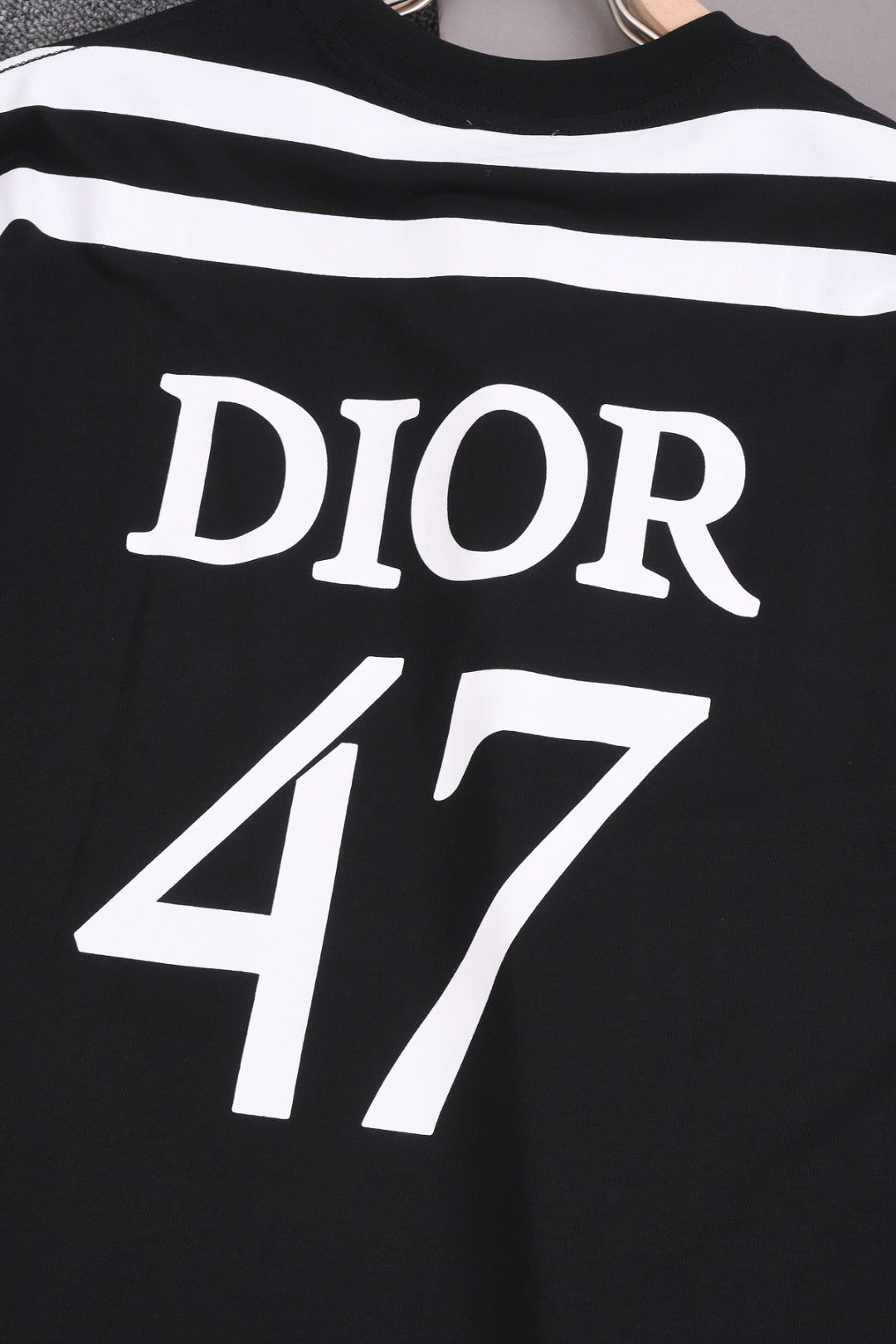 DIOR 25SS Shoulder Stripe & “47” Logo T-Shirt | Pure Cotton | Black & White | Sizes XS–L