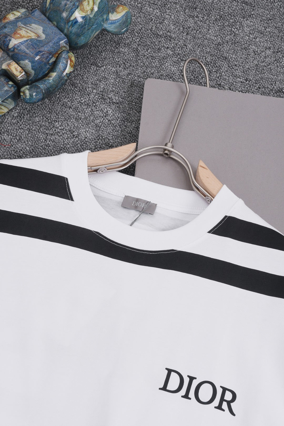 DIOR 25SS Shoulder Stripe & “47” Logo T-Shirt | Pure Cotton | Black & White | Sizes XS–L