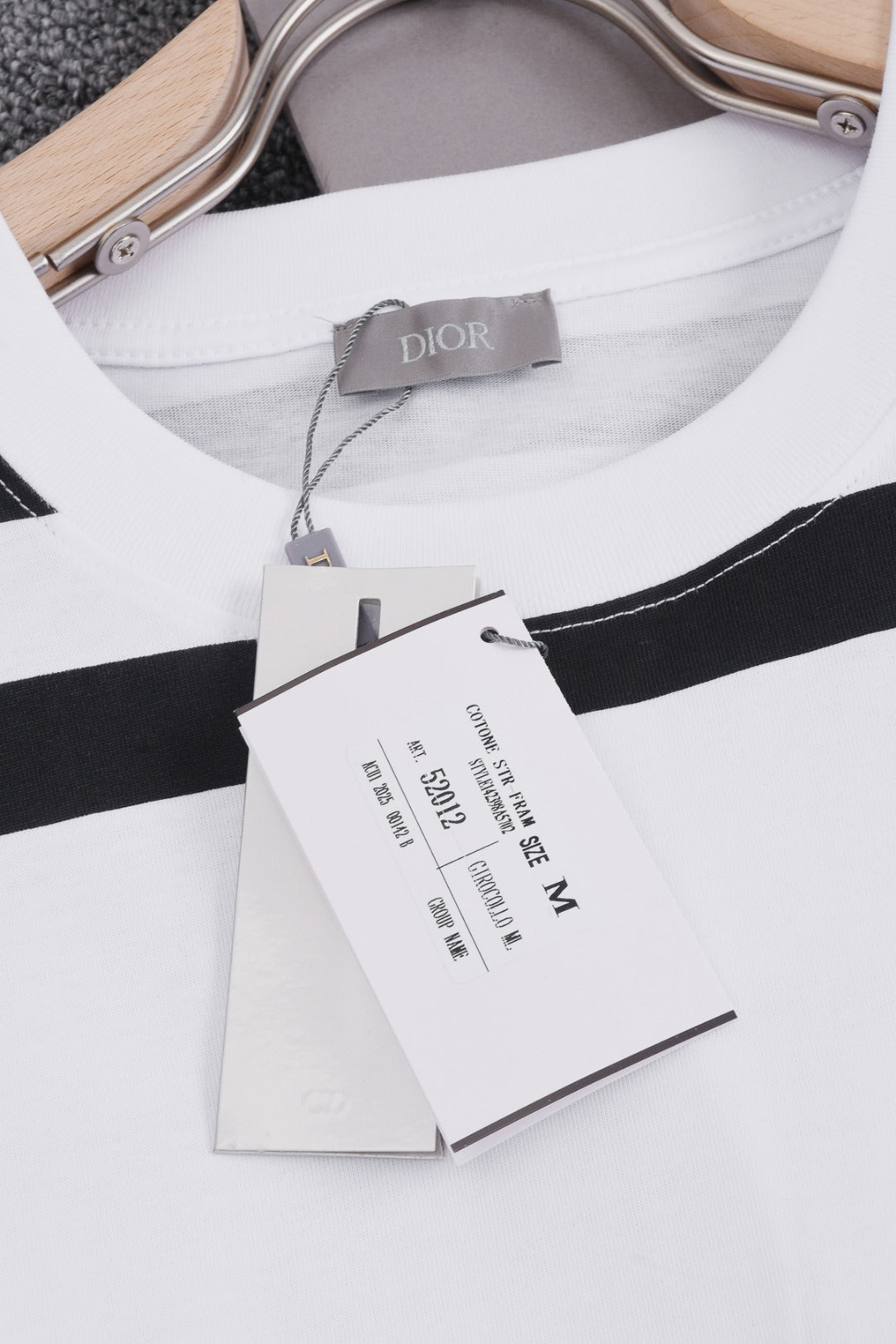 DIOR 25SS Shoulder Stripe & “47” Logo T-Shirt | Pure Cotton | Black & White | Sizes XS–L