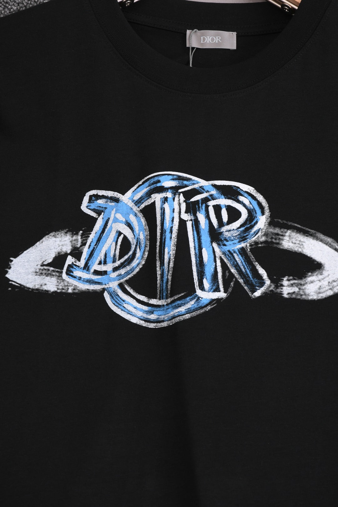 DIOR 25SS Classic Starry Graffiti Logo Print T-Shirt | Pure Cotton | XS–L | Black/White