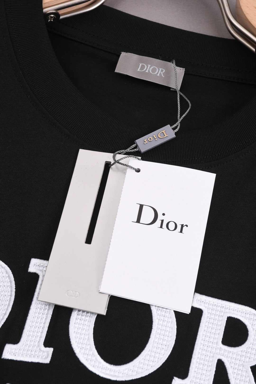 DIOR 25SS Classic 1947 Embroidered Logo T-Shirt | Pure Cotton | XS–L | Black/White/Green