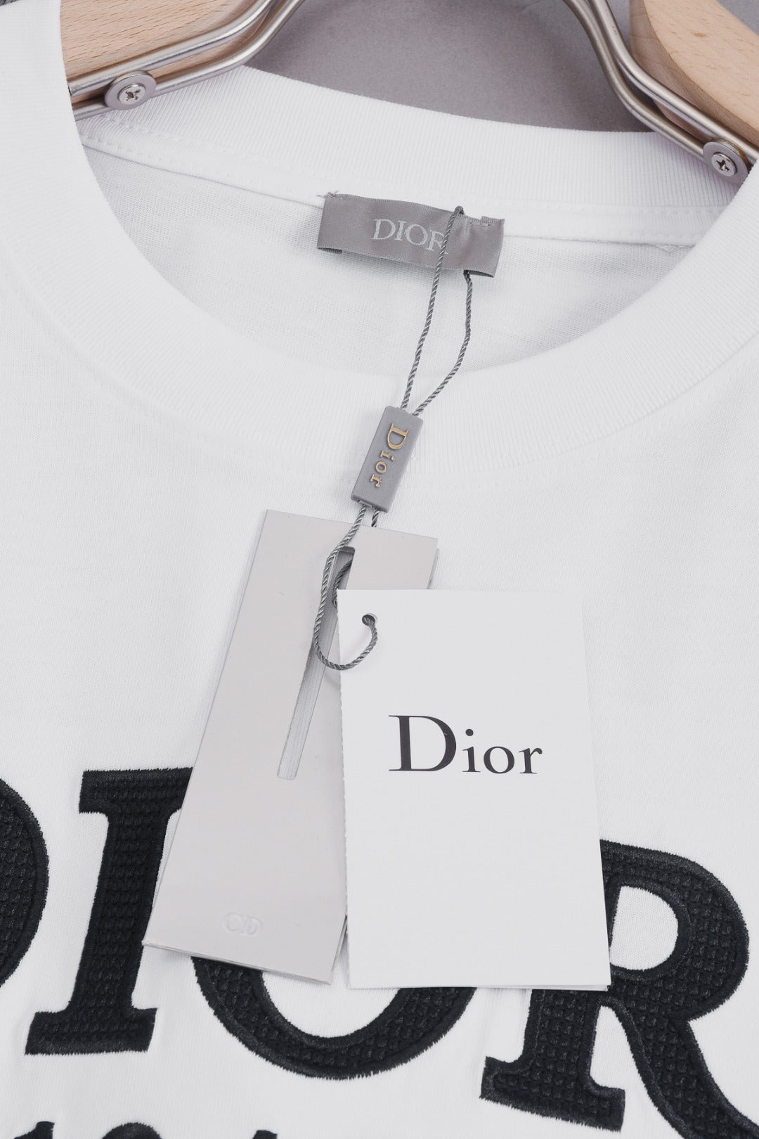 DIOR 25SS Classic 1947 Embroidered Logo T-Shirt | Pure Cotton | XS–L | Black/White/Green