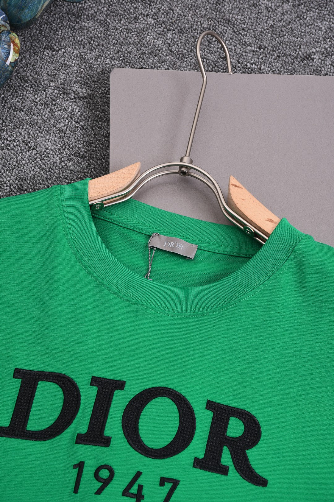 DIOR 25SS Classic 1947 Embroidered Logo T-Shirt | Pure Cotton | XS–L | Black/White/Green