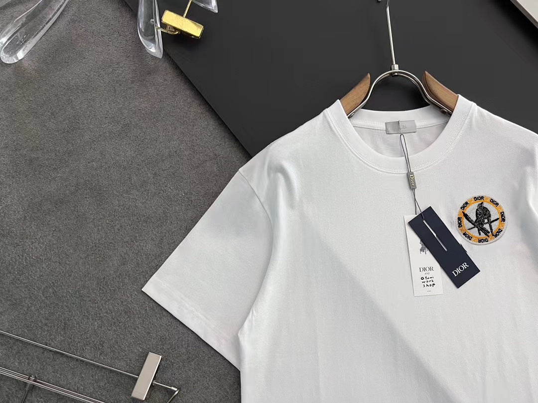 DIOR 2025 Early Spring Handcrafted Logo T-Shirt – Unisex Oversized Fit, Premium Cotton (S–XXL)
