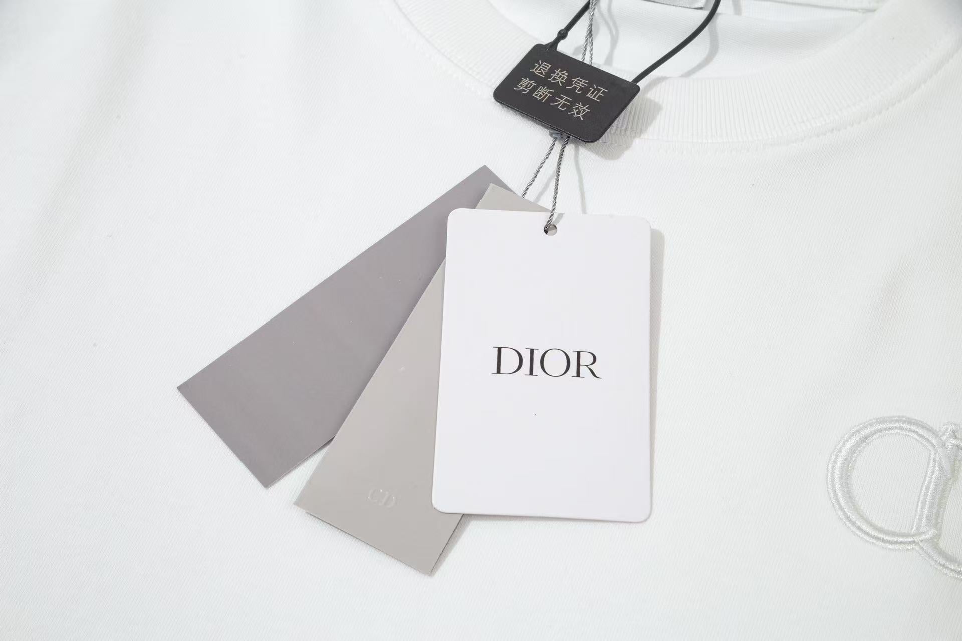 DIOR 3D Embroidered Logo T-Shirt – Premium 280g Combed Cotton, Unisex (S–XL)