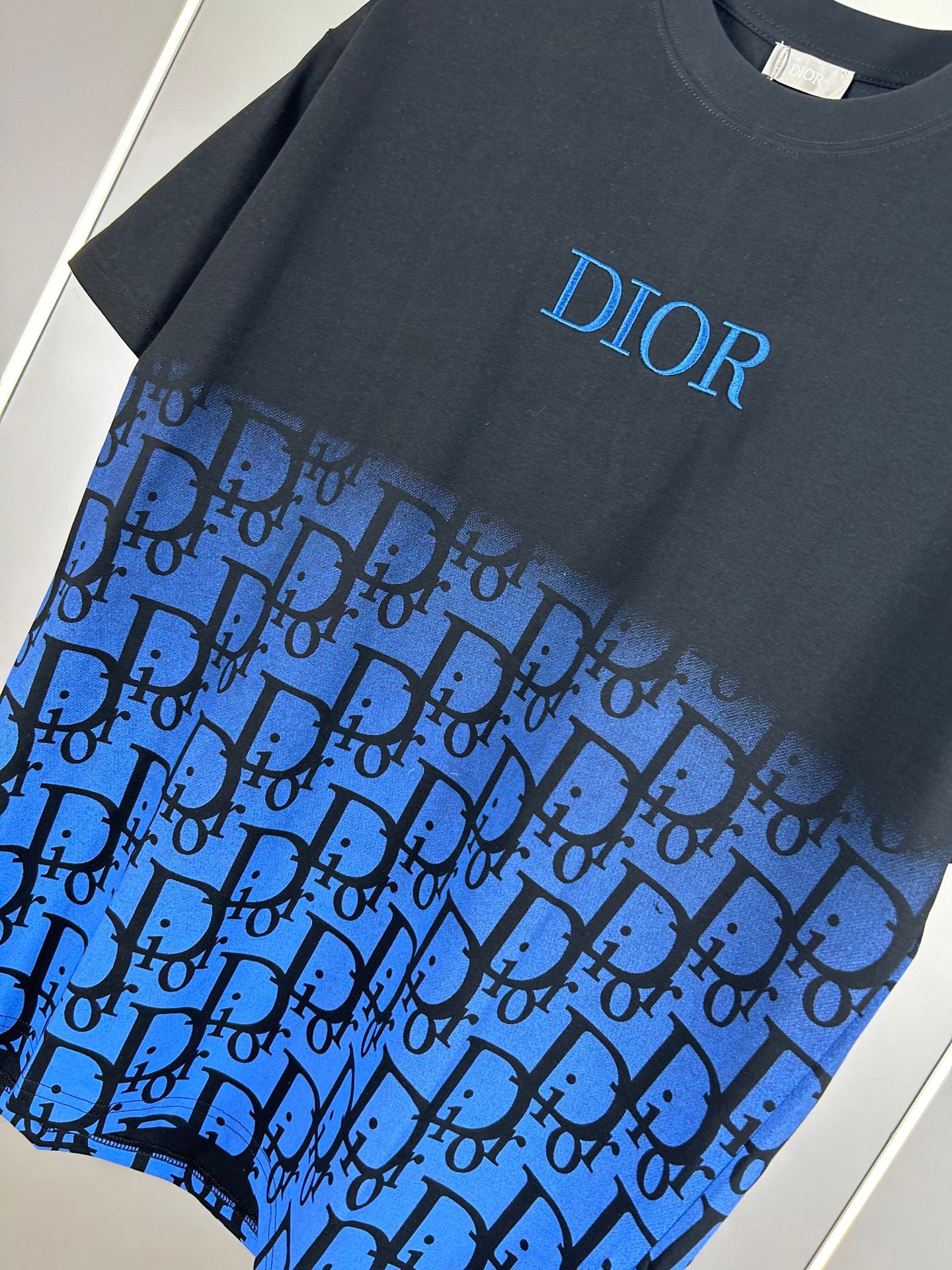 Christian Dior 25SS Early Spring Color-Block Embroidered Logo T-Shirt | XS–L