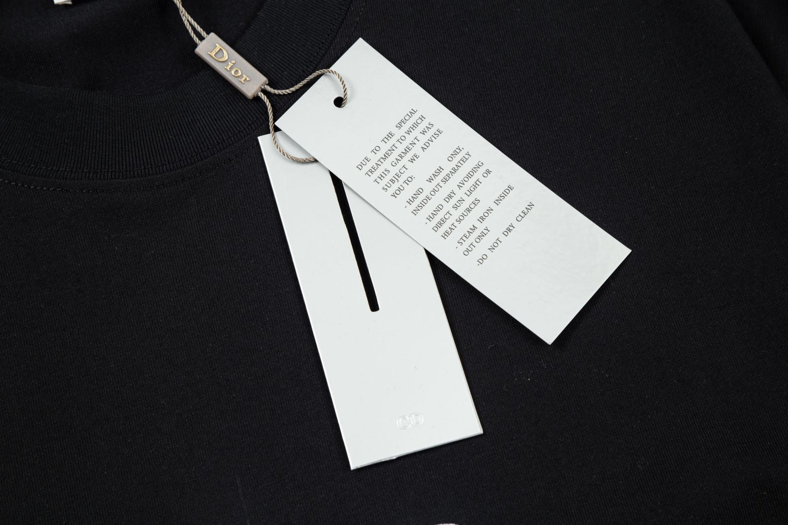 Christian Dior 2024FW Classic CD Embroidered Logo T-Shirt | Unisex | S–XXL