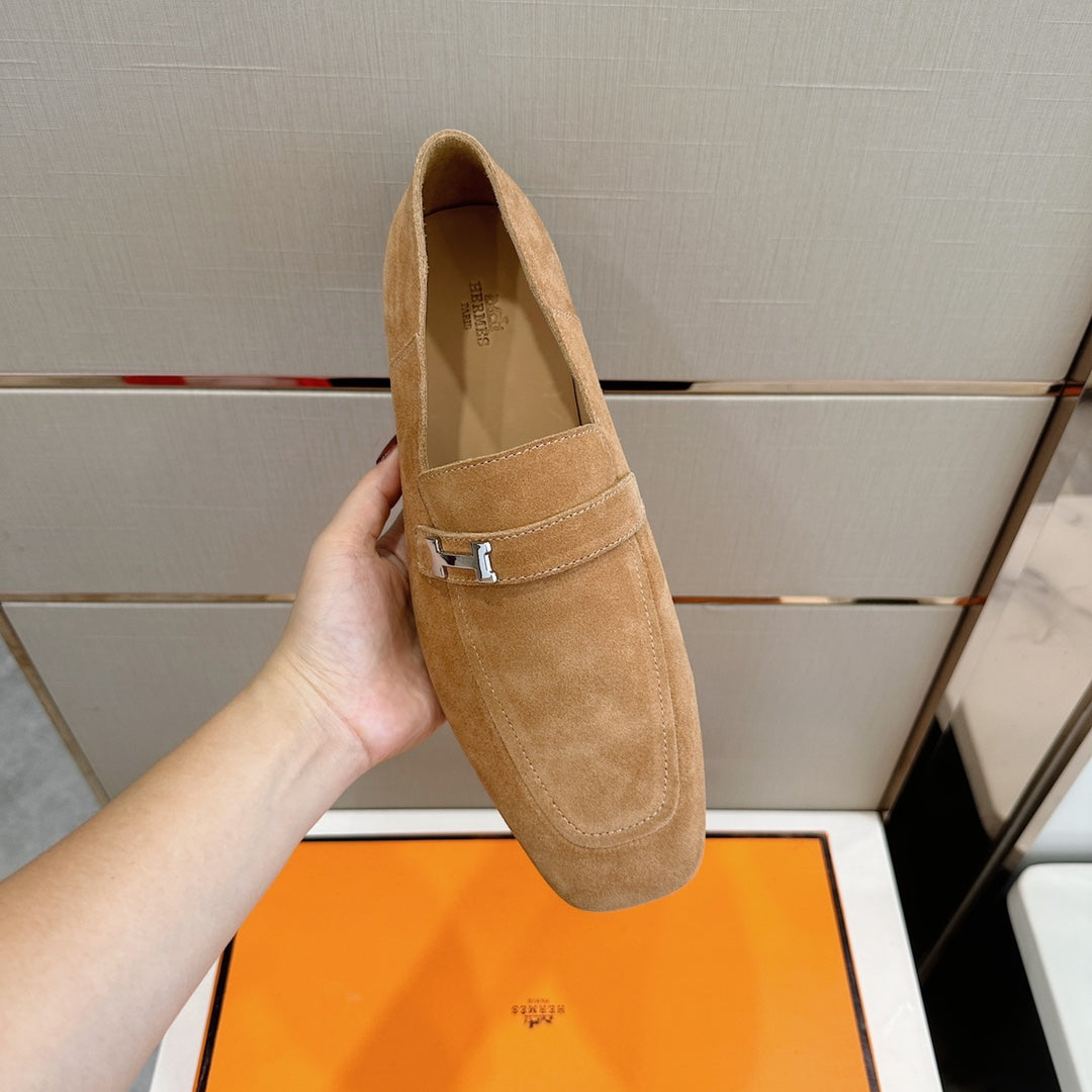 Hermès Loafers – Double H Buckle, Handmade Premium Leather Sole, Classic Gentleman Style