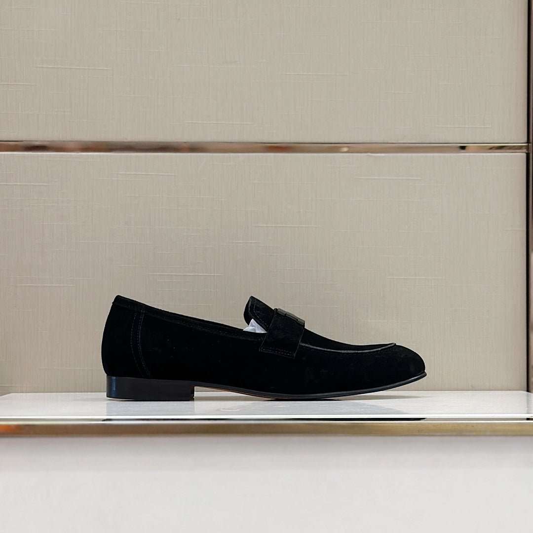 Hermès Loafers – Double H Buckle, Handmade Genuine Leather Sole, Elegant Gentleman Style