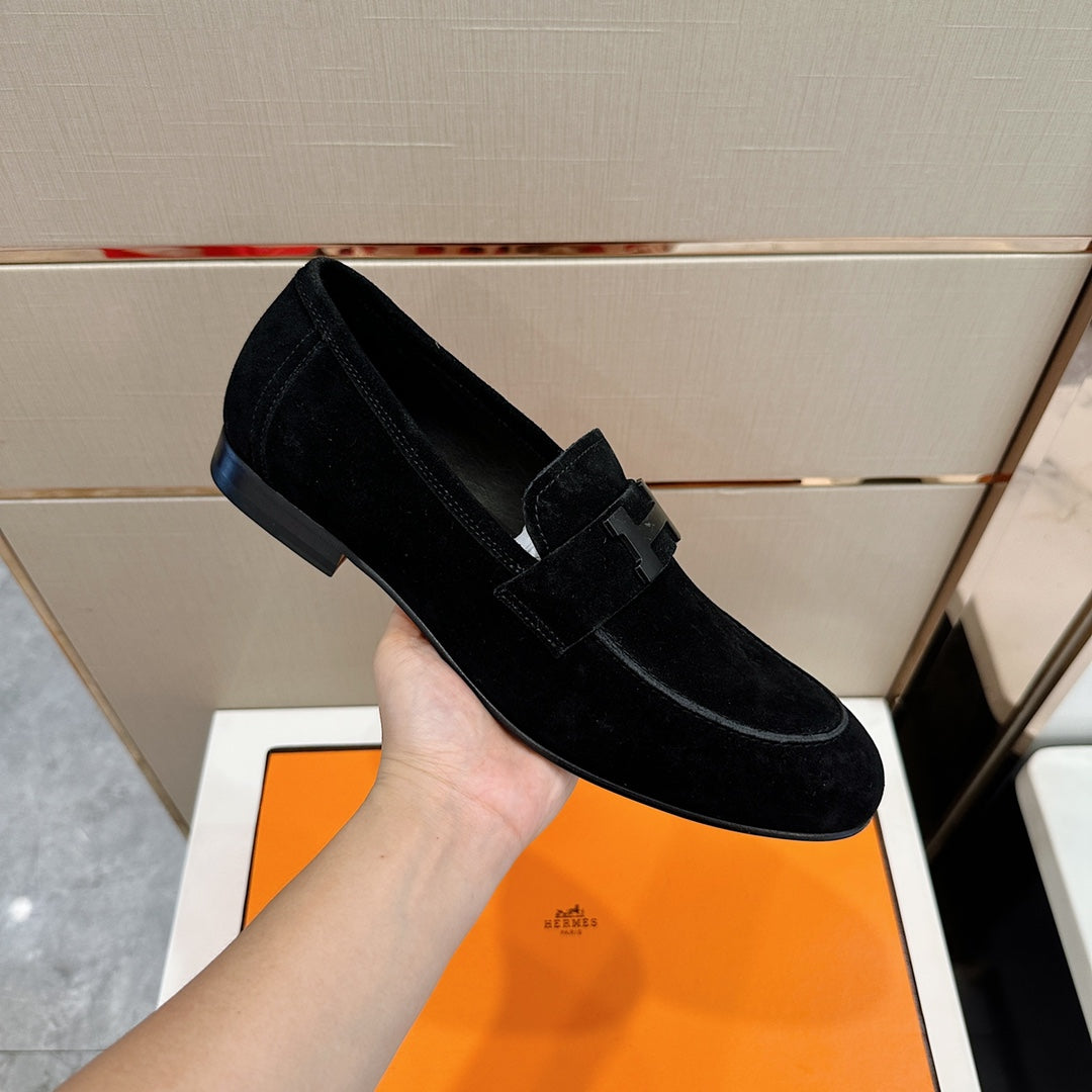 Hermès Loafers – Double H Buckle, Handmade Genuine Leather Sole, Elegant Gentleman Style