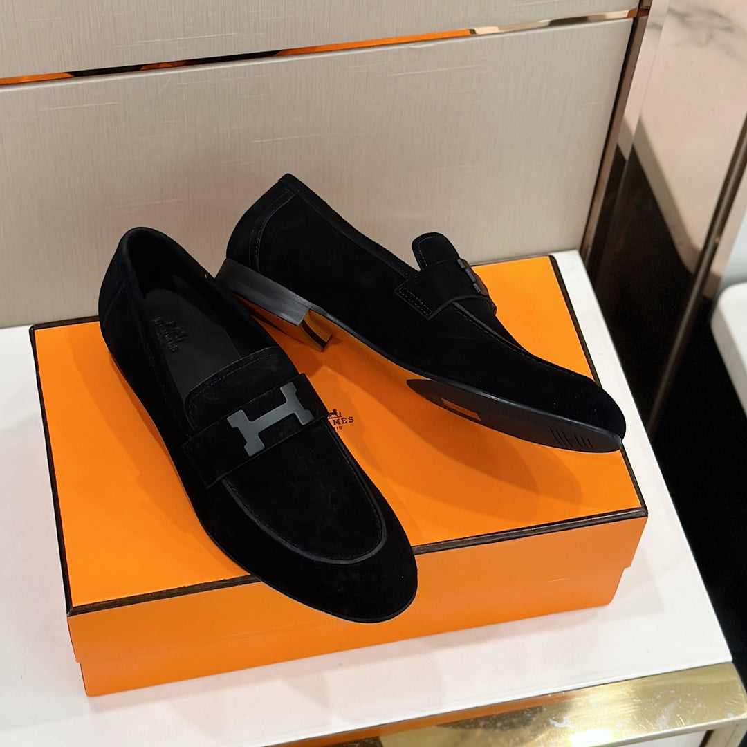 Hermès Loafers – Double H Buckle, Handmade Genuine Leather Sole, Elegant Gentleman Style