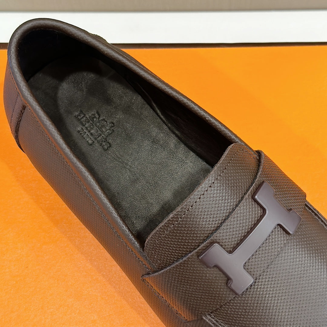 Hermès Loafers – Double H Buckle, Handmade Genuine Leather Sole, Elegant Gentleman Style