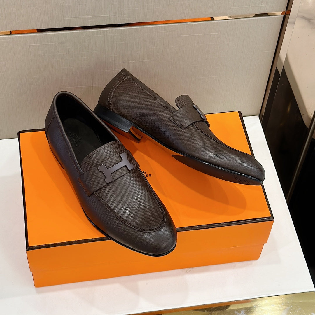 Hermès Loafers – Double H Buckle, Handmade Genuine Leather Sole, Elegant Gentleman Style
