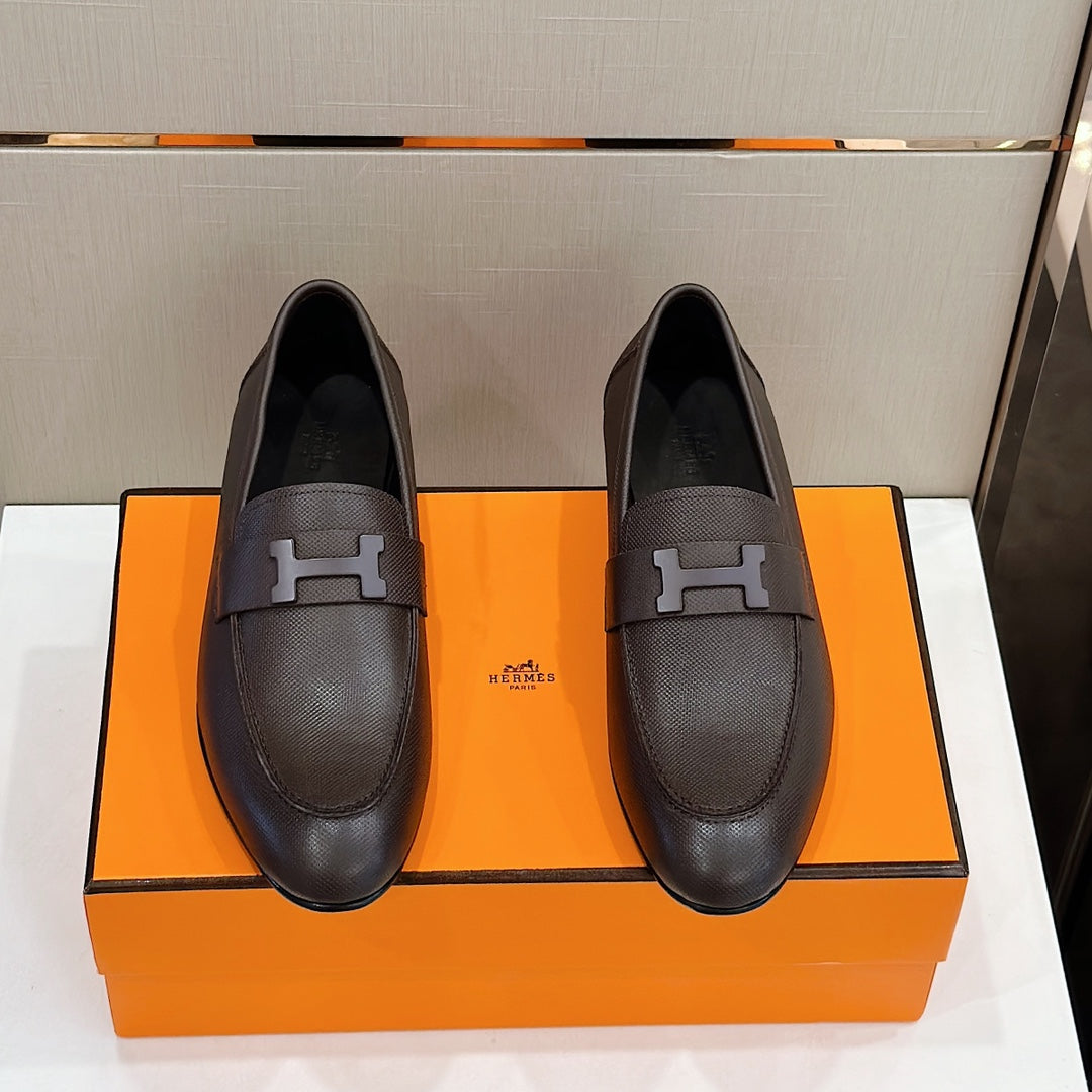 Hermès Loafers – Double H Buckle, Handmade Genuine Leather Sole, Elegant Gentleman Style
