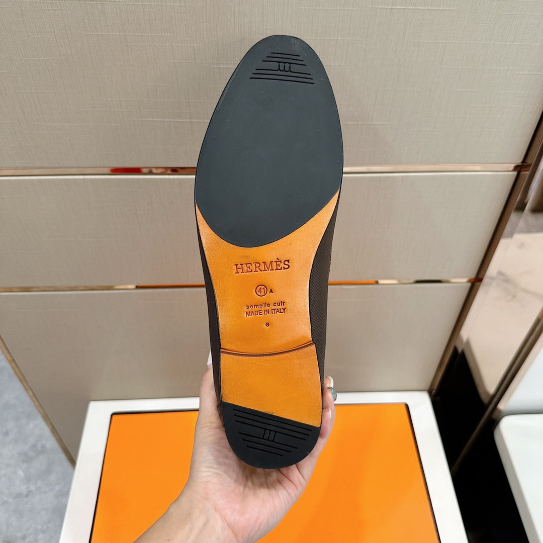 Hermès Loafers – Double H Buckle, Handmade Genuine Leather Sole, Elegant Gentleman Style